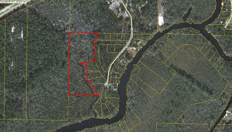 6.5 ACRES OF LAND WITH A CREEK RUNNING THRU THE PROPERTY TO THE BAY, WITHIN 5 MINUTES FROM FREEPORT AND 15 MINUTES TO BLUEWATER BAY... SELLER MOTIVATED TO SELL. CALL TODAY!