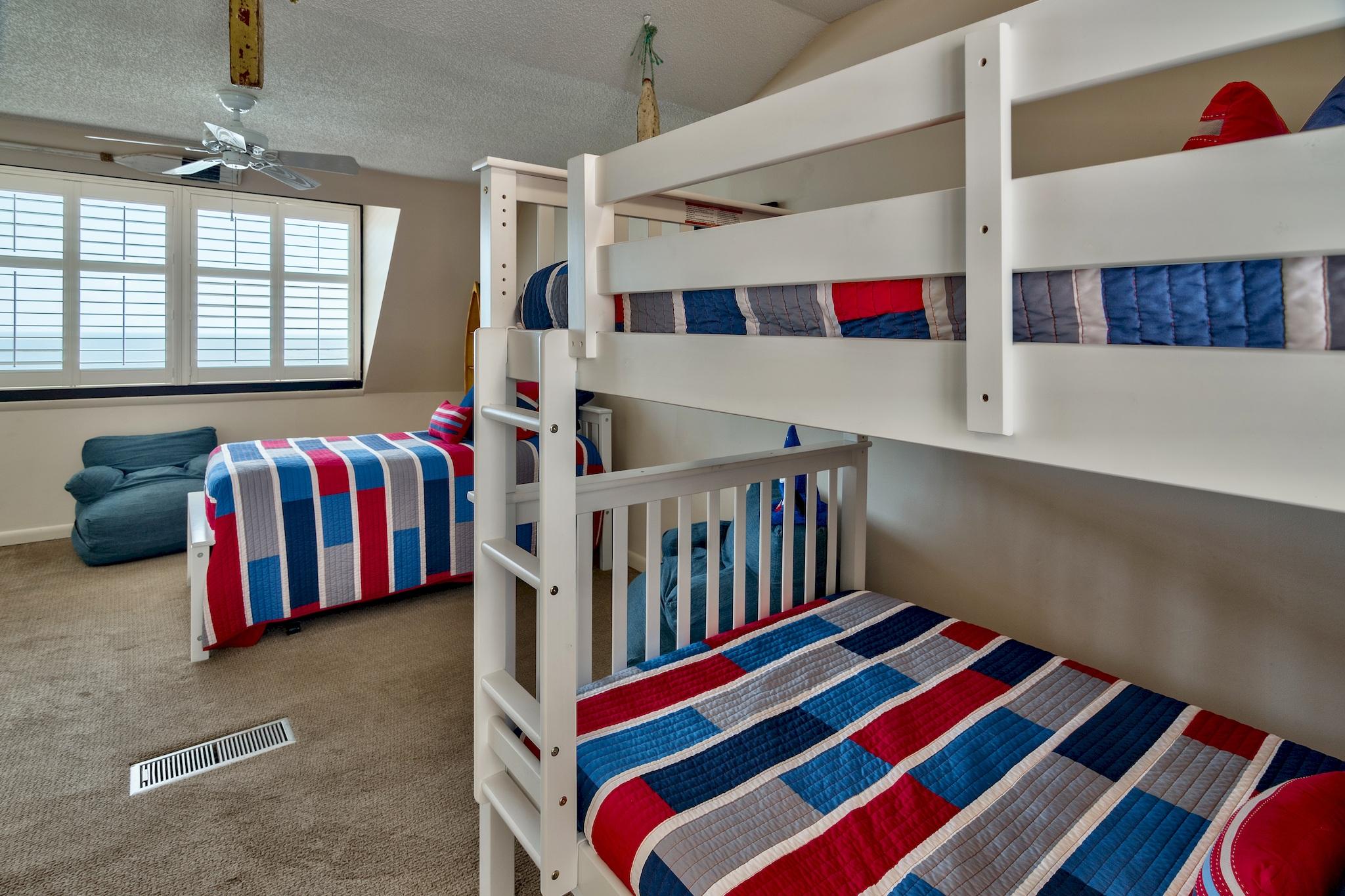 AEGEAN CONDO - Residential