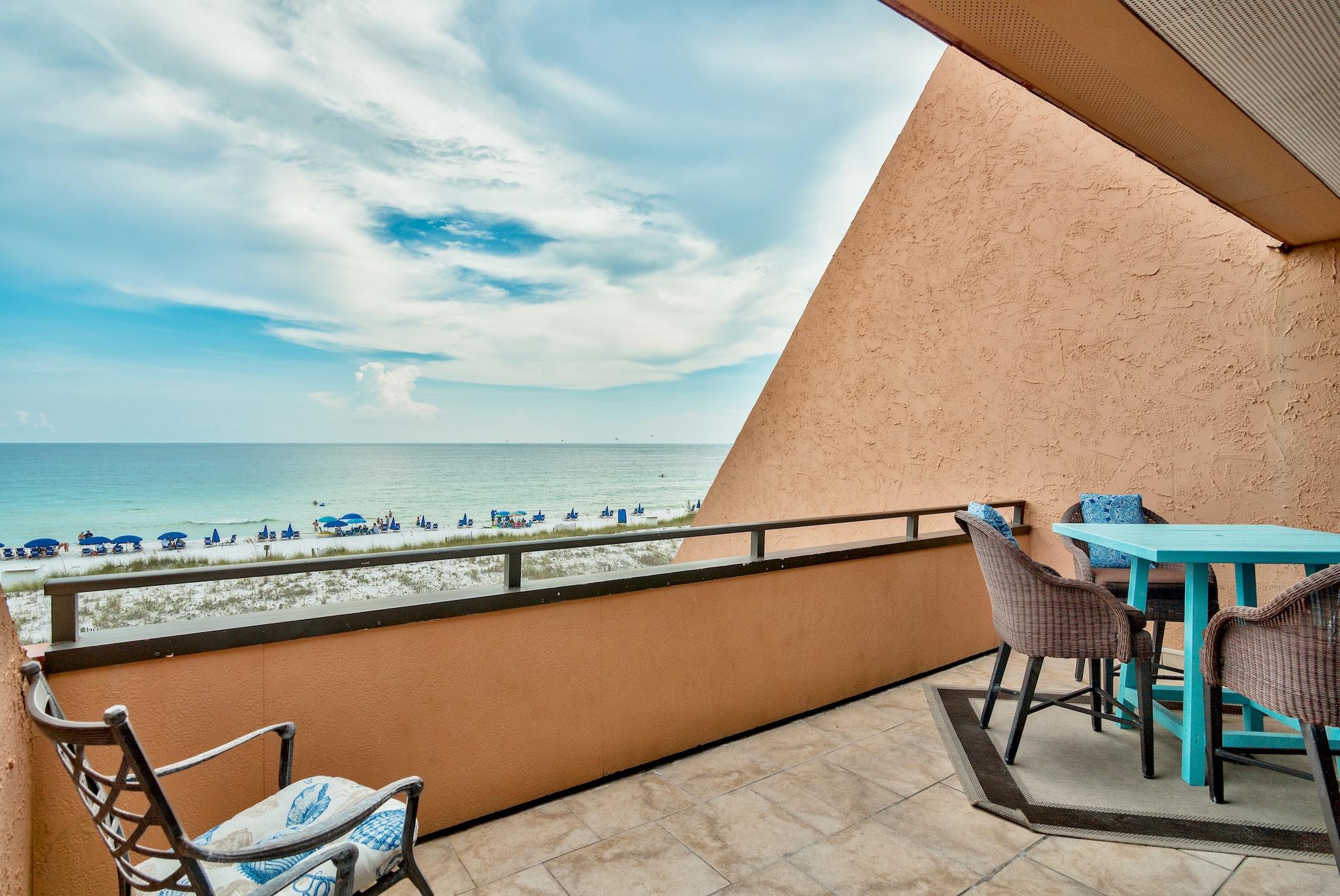 AEGEAN CONDO - Residential