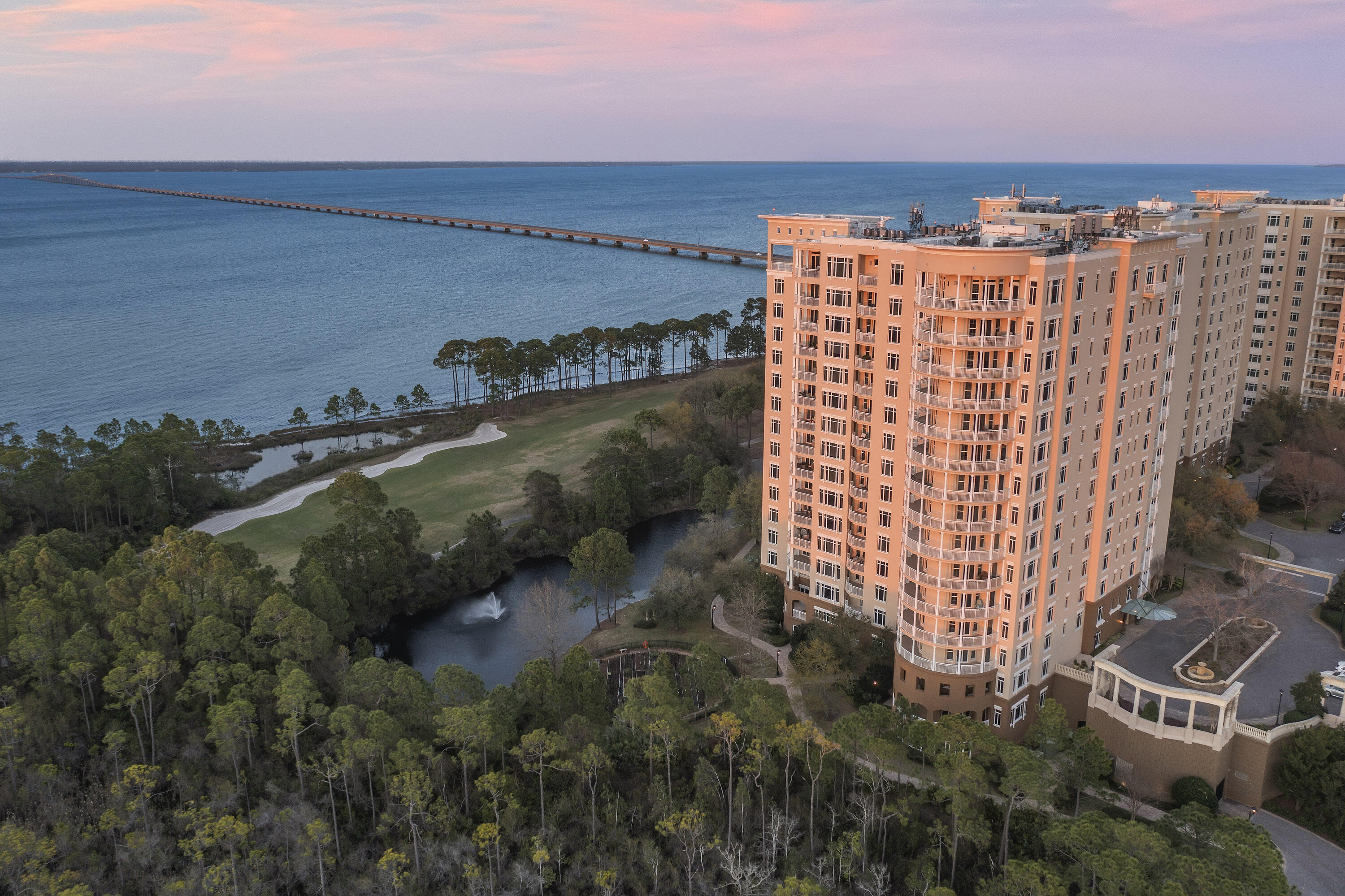 ONE WATER PLACE AT KELLY PLANTATION - Residential