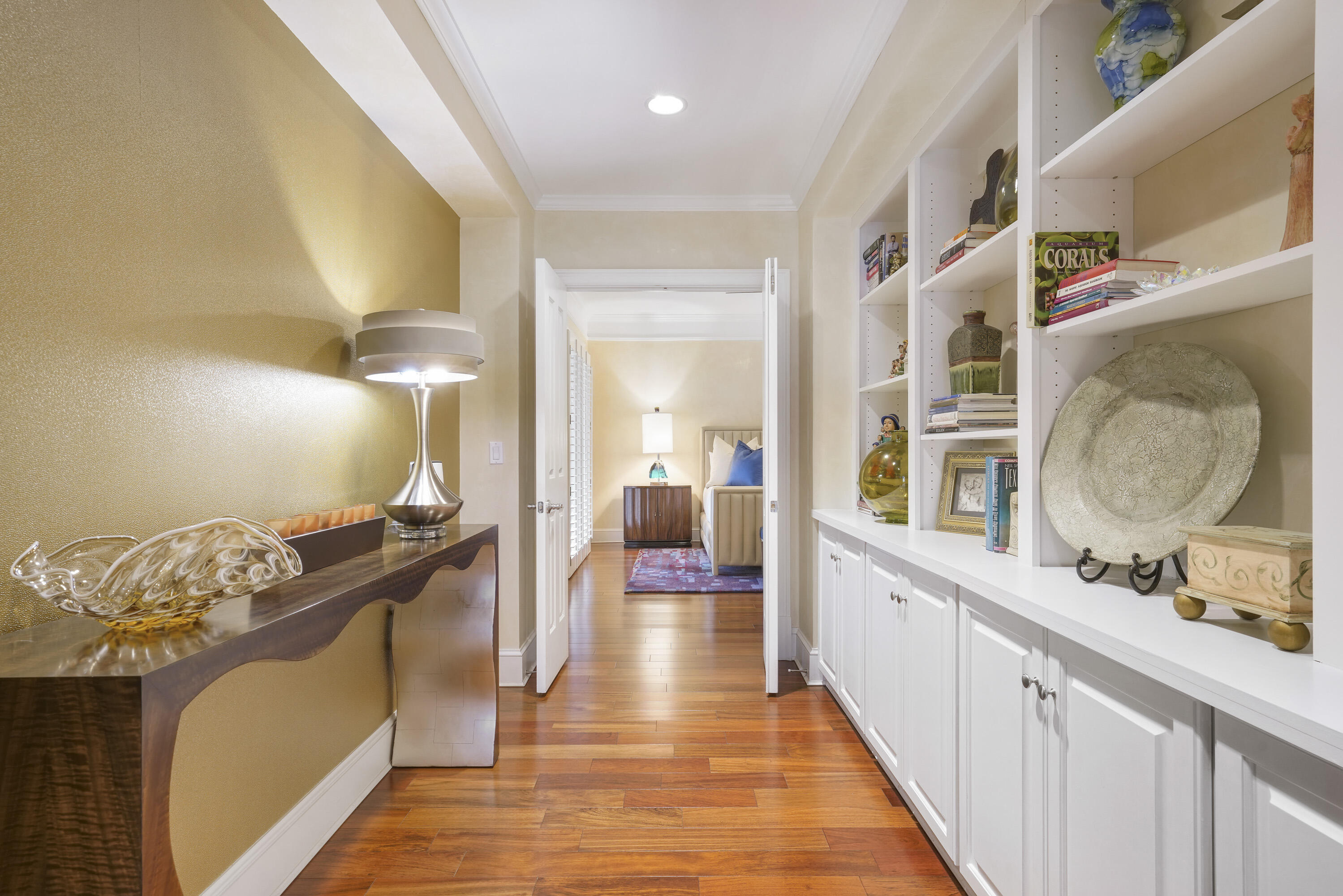 ONE WATER PLACE AT KELLY PLANTATION - Residential