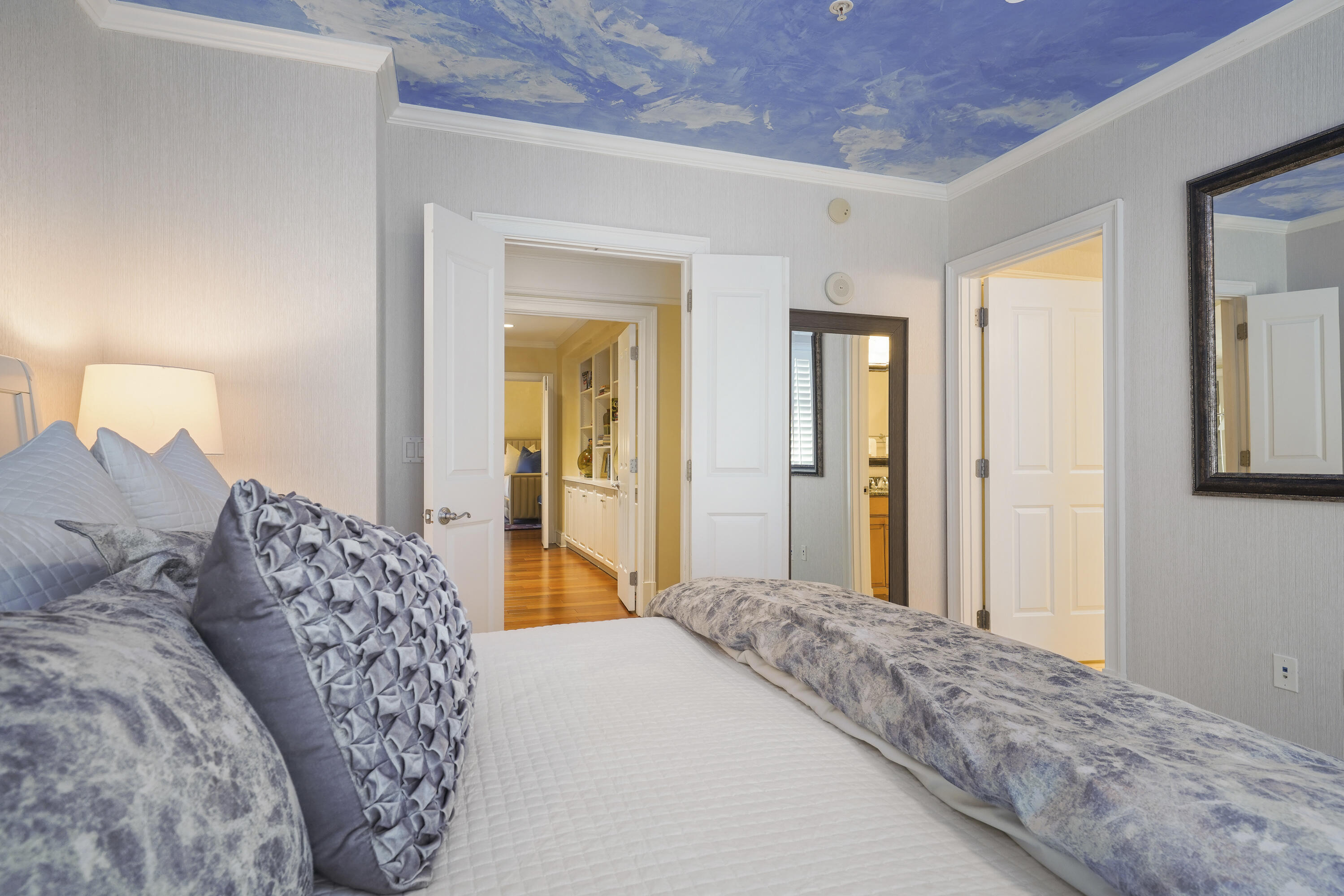 ONE WATER PLACE AT KELLY PLANTATION - Residential