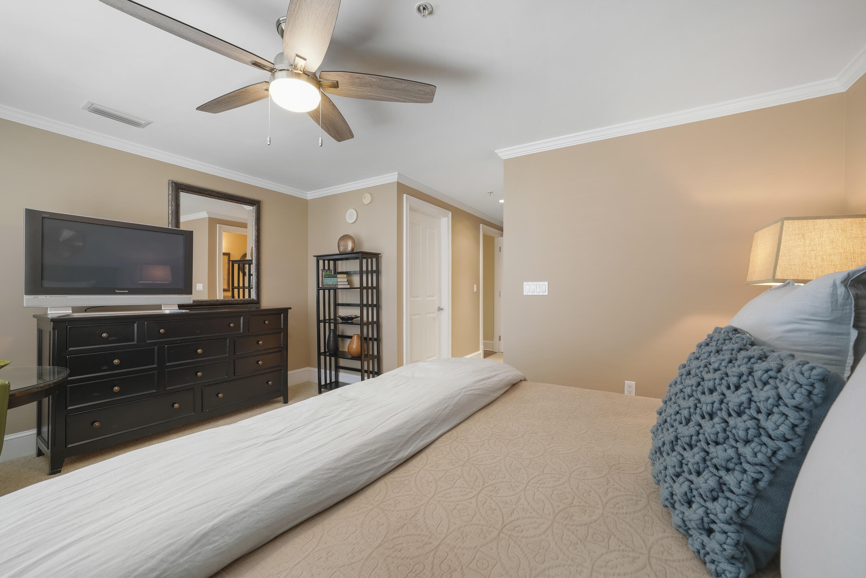 ONE WATER PLACE AT KELLY PLANTATION - Residential