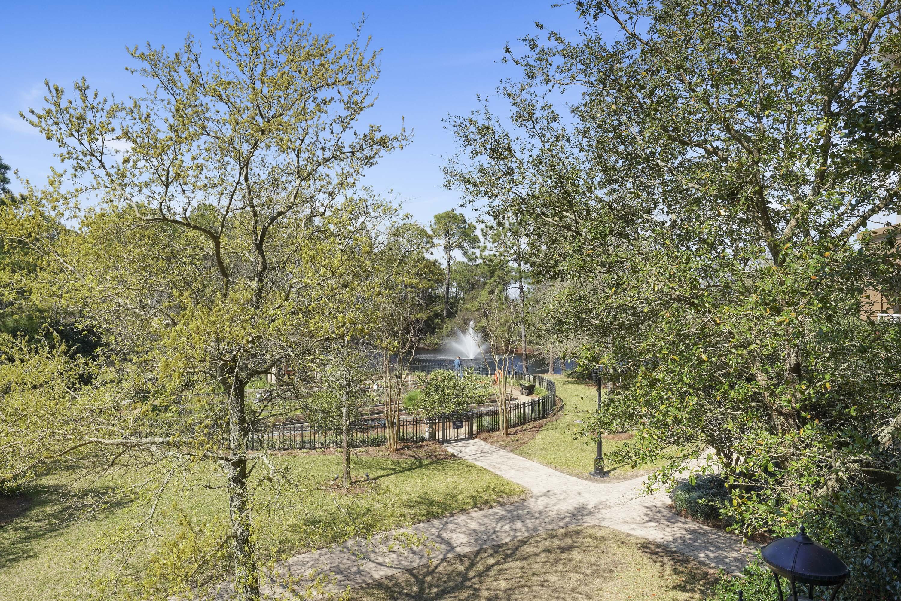 ONE WATER PLACE AT KELLY PLANTATION - Residential