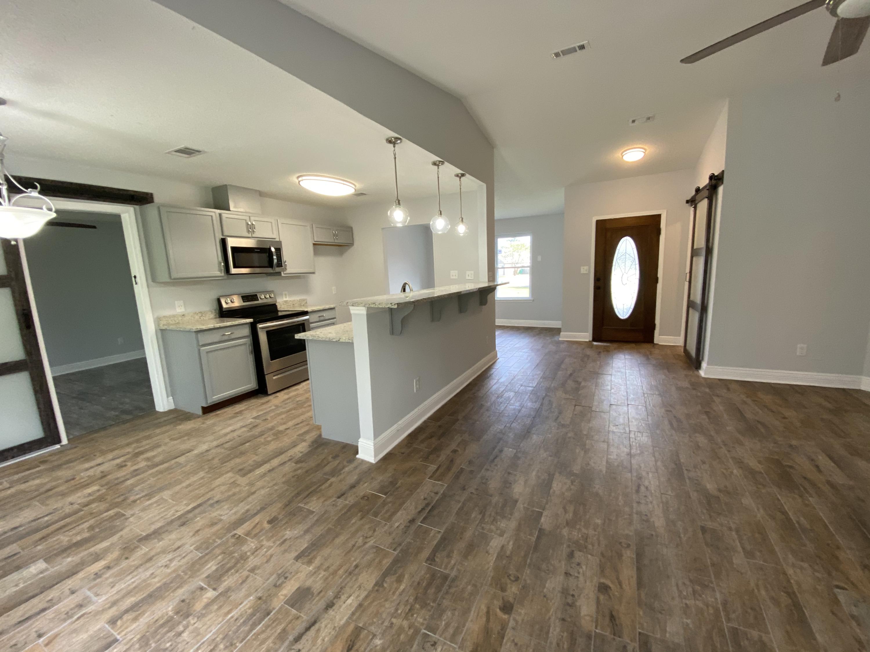 JACKSON TRAIL - Residential