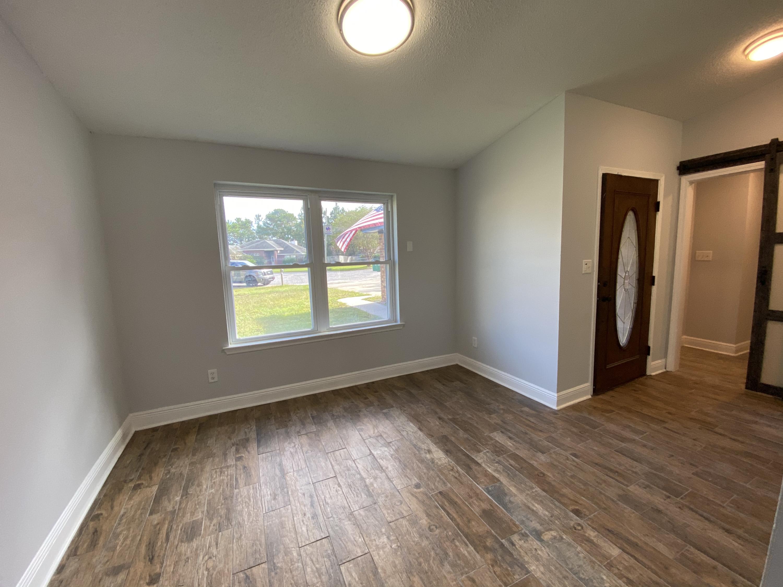 JACKSON TRAIL - Residential