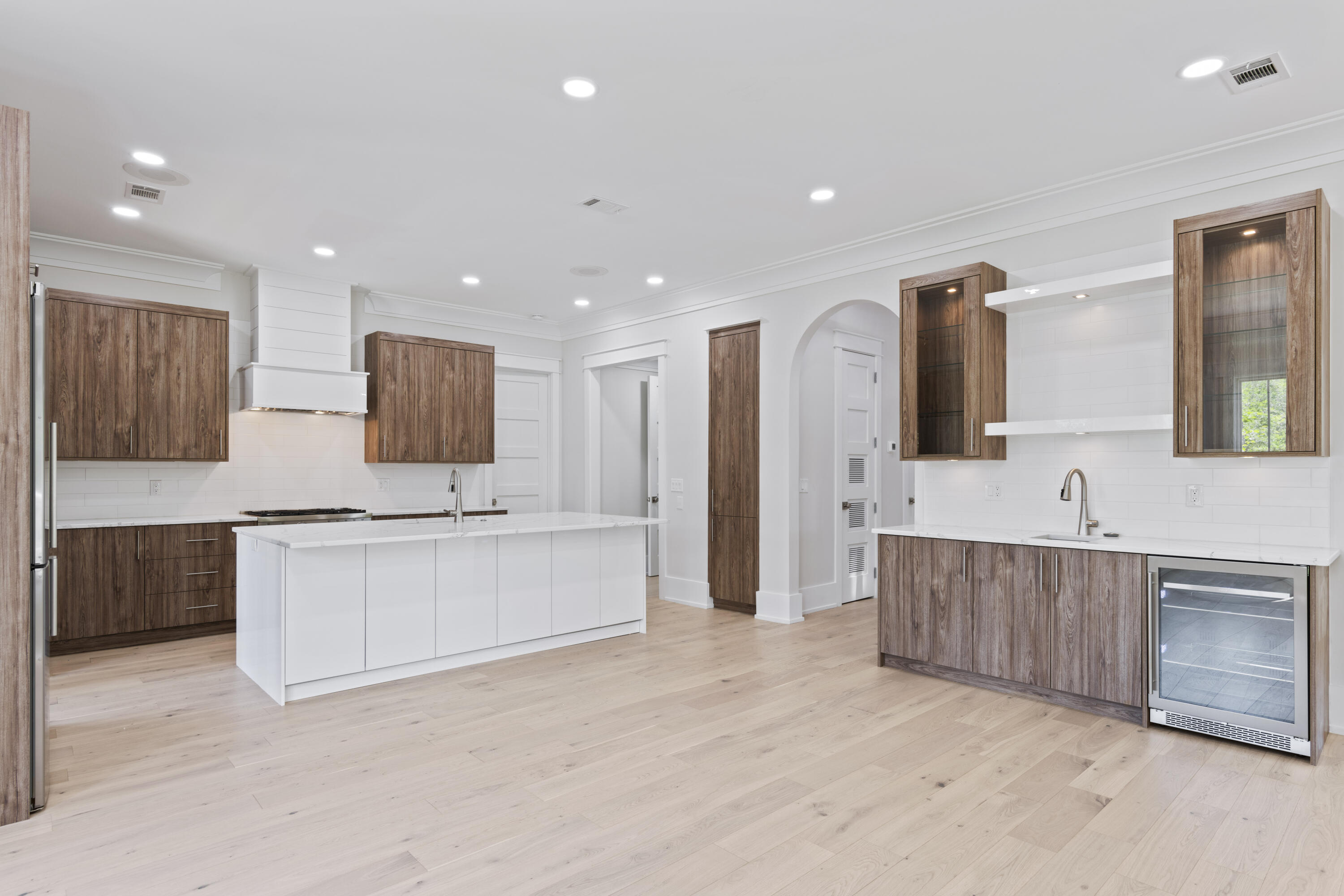 CALYPSO POINTE - Residential