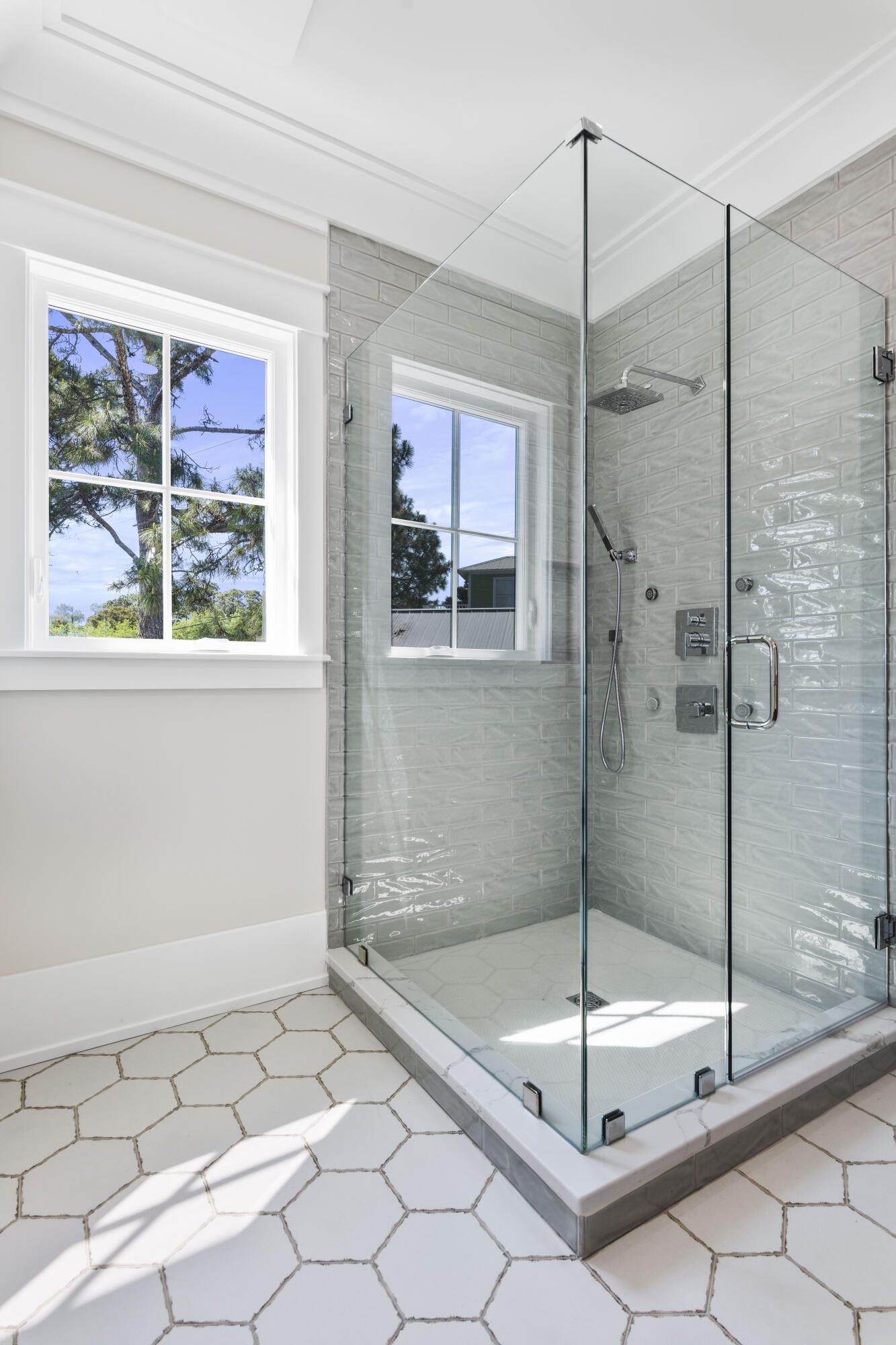 CALYPSO POINTE - Residential