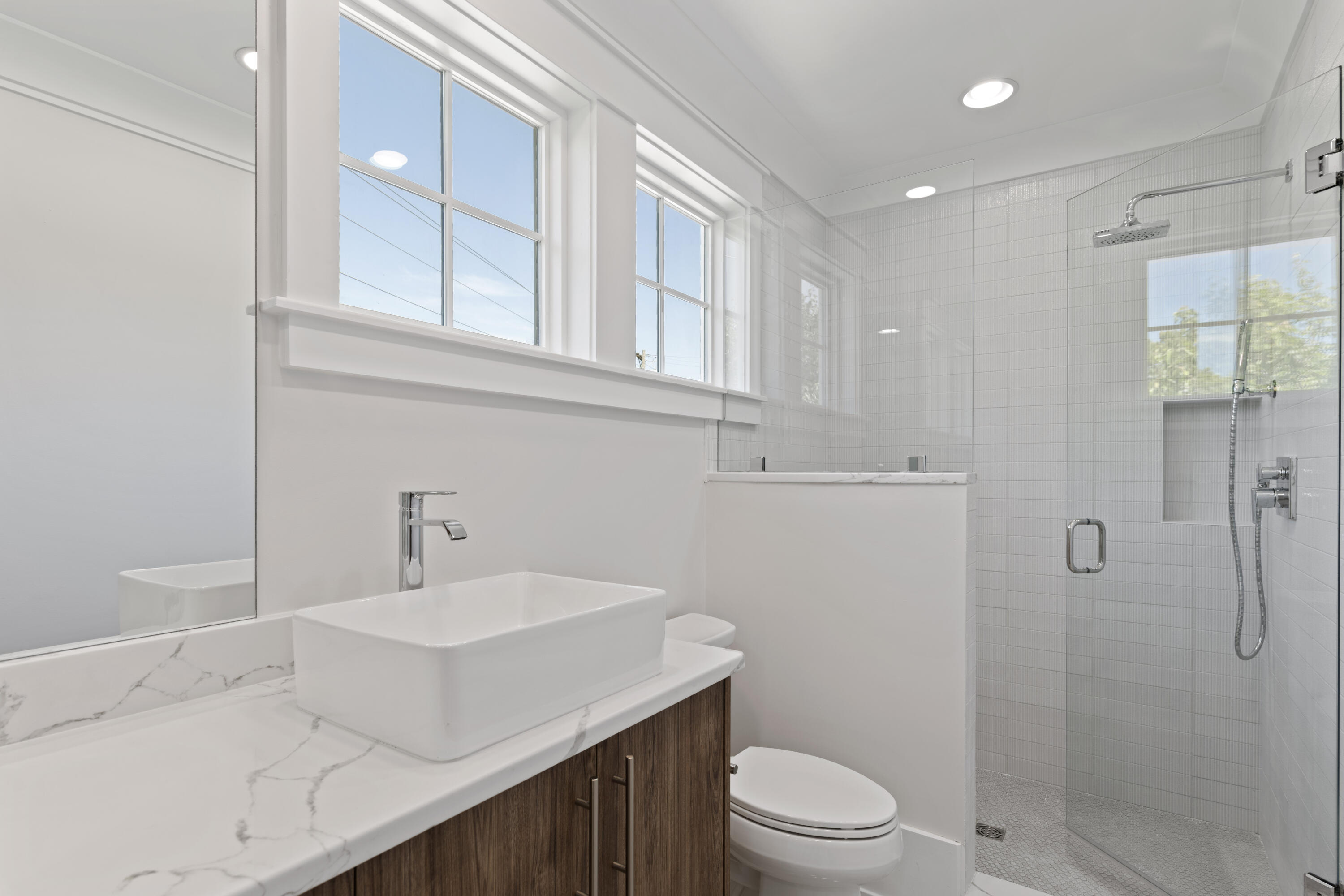 CALYPSO POINTE - Residential