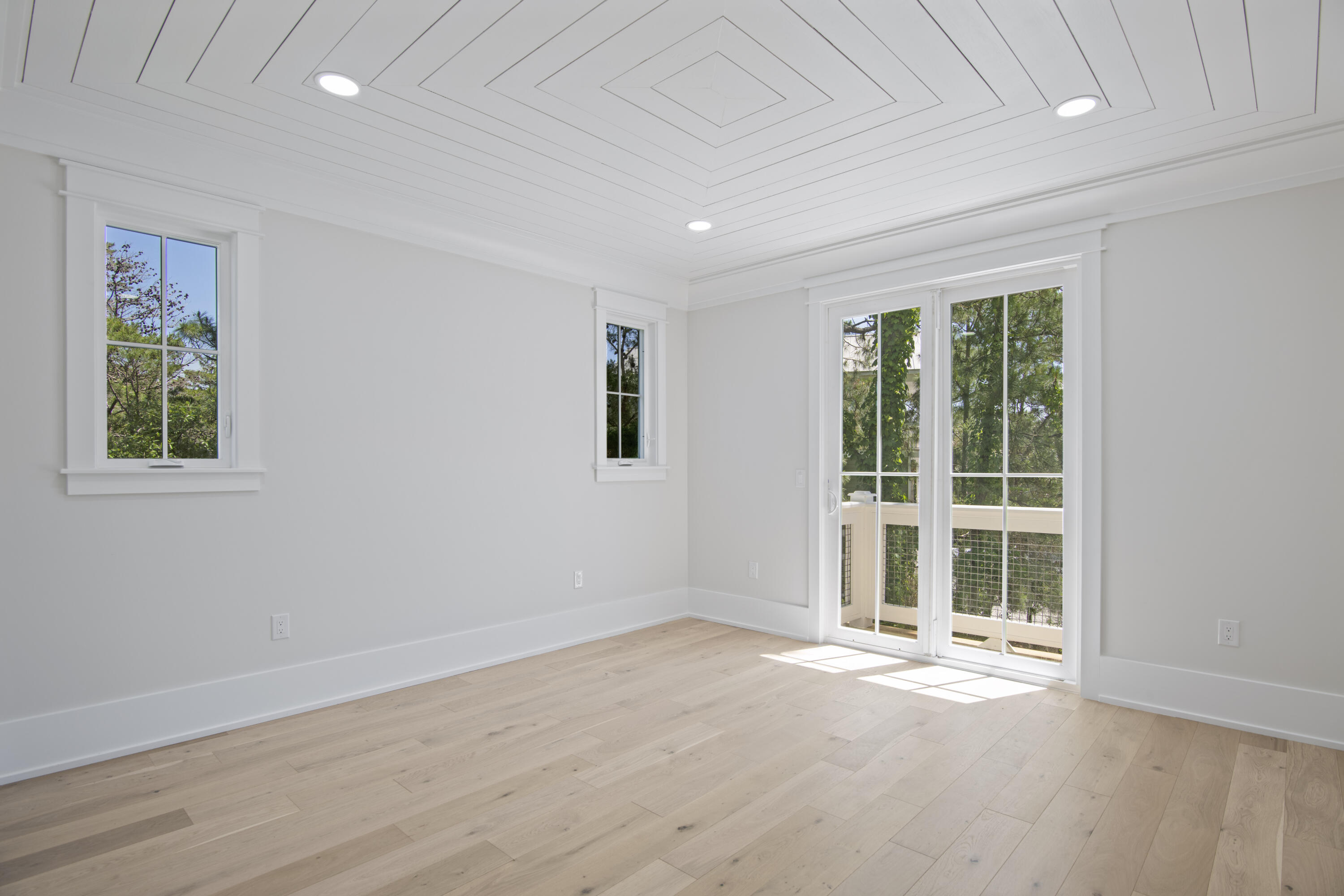 CALYPSO POINTE - Residential