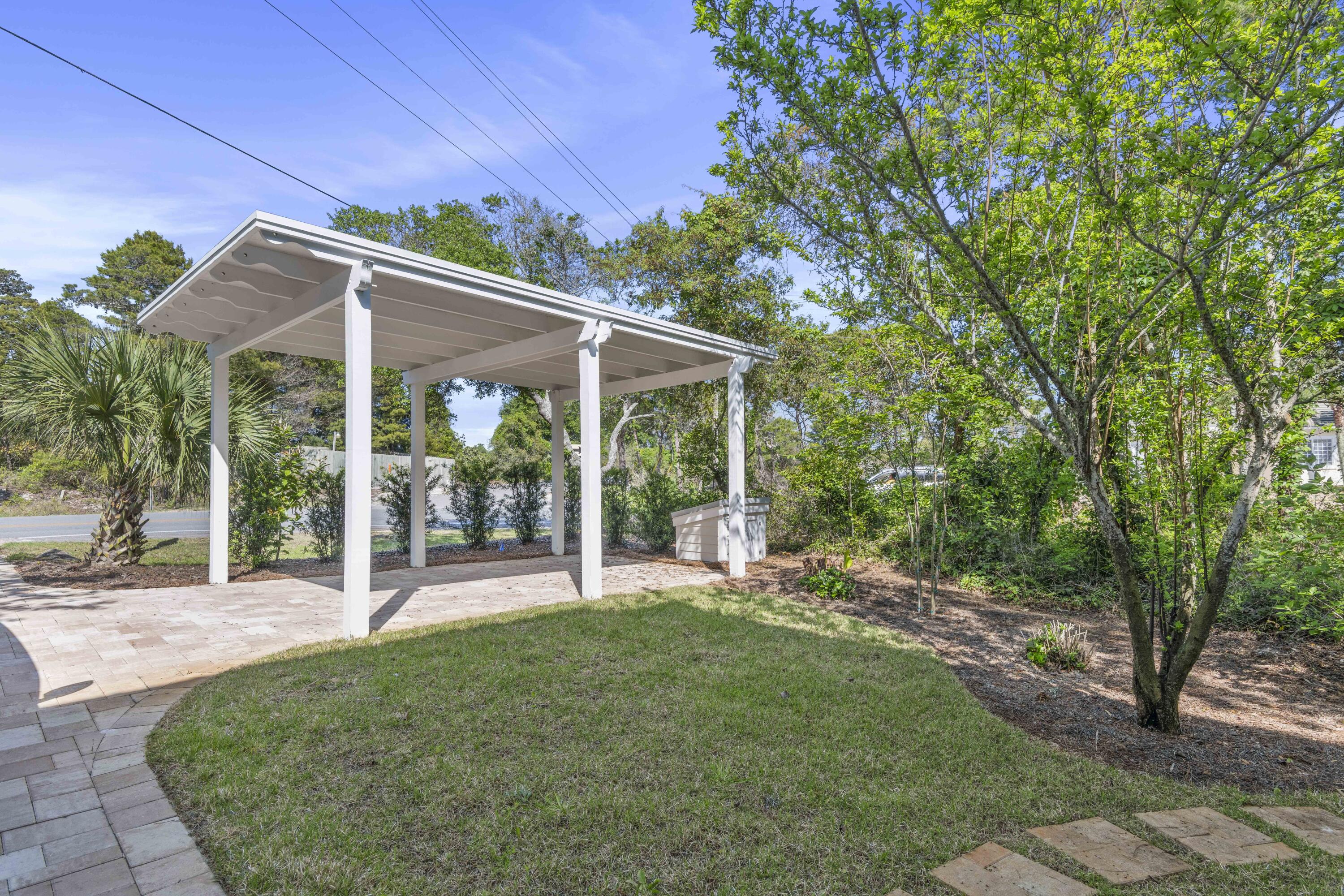 CALYPSO POINTE - Residential