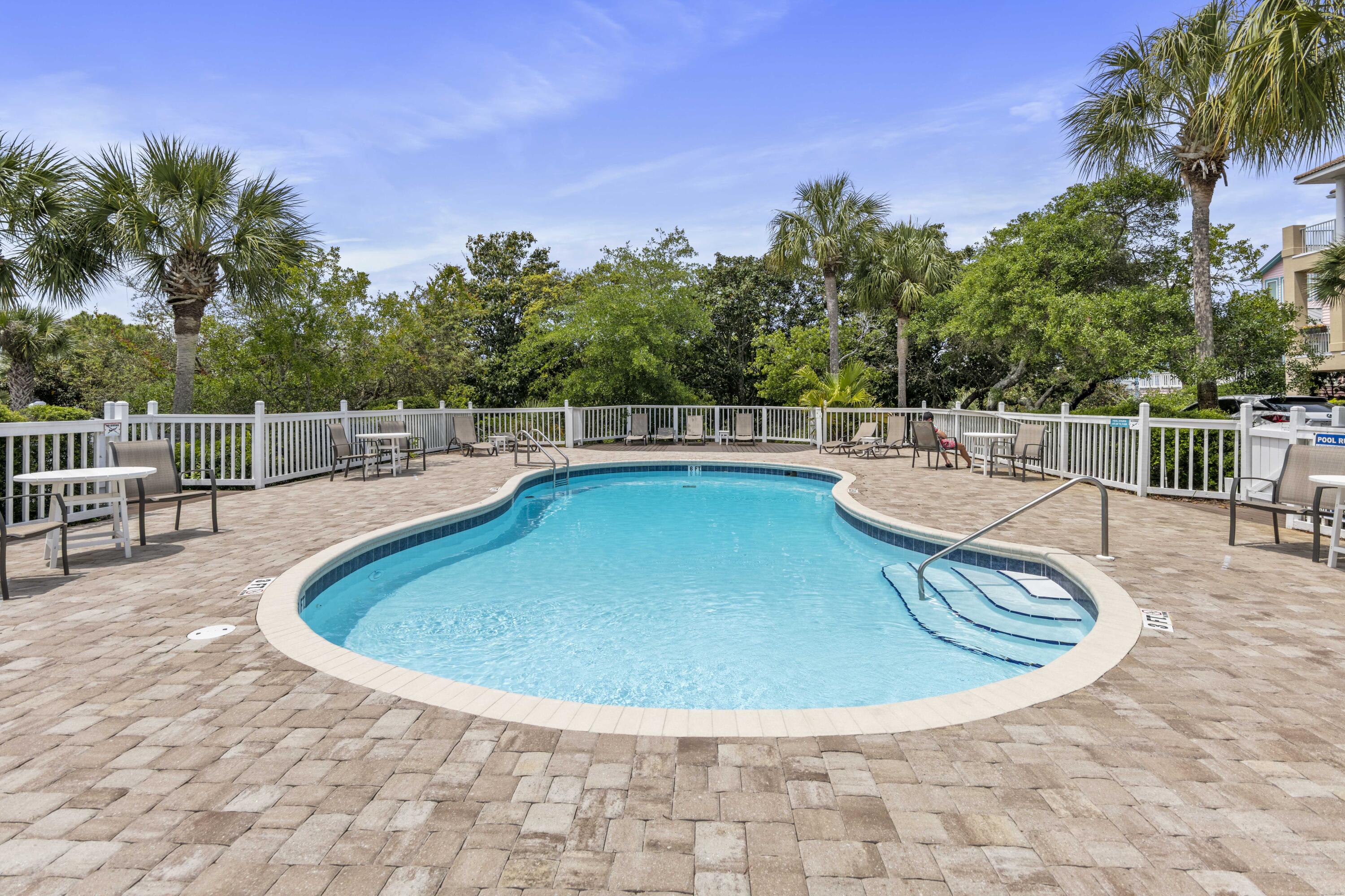 CALYPSO POINTE - Residential