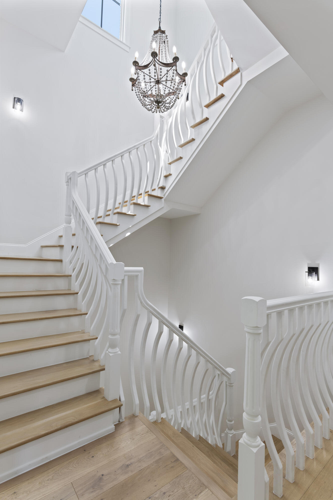 CALYPSO POINTE - Residential