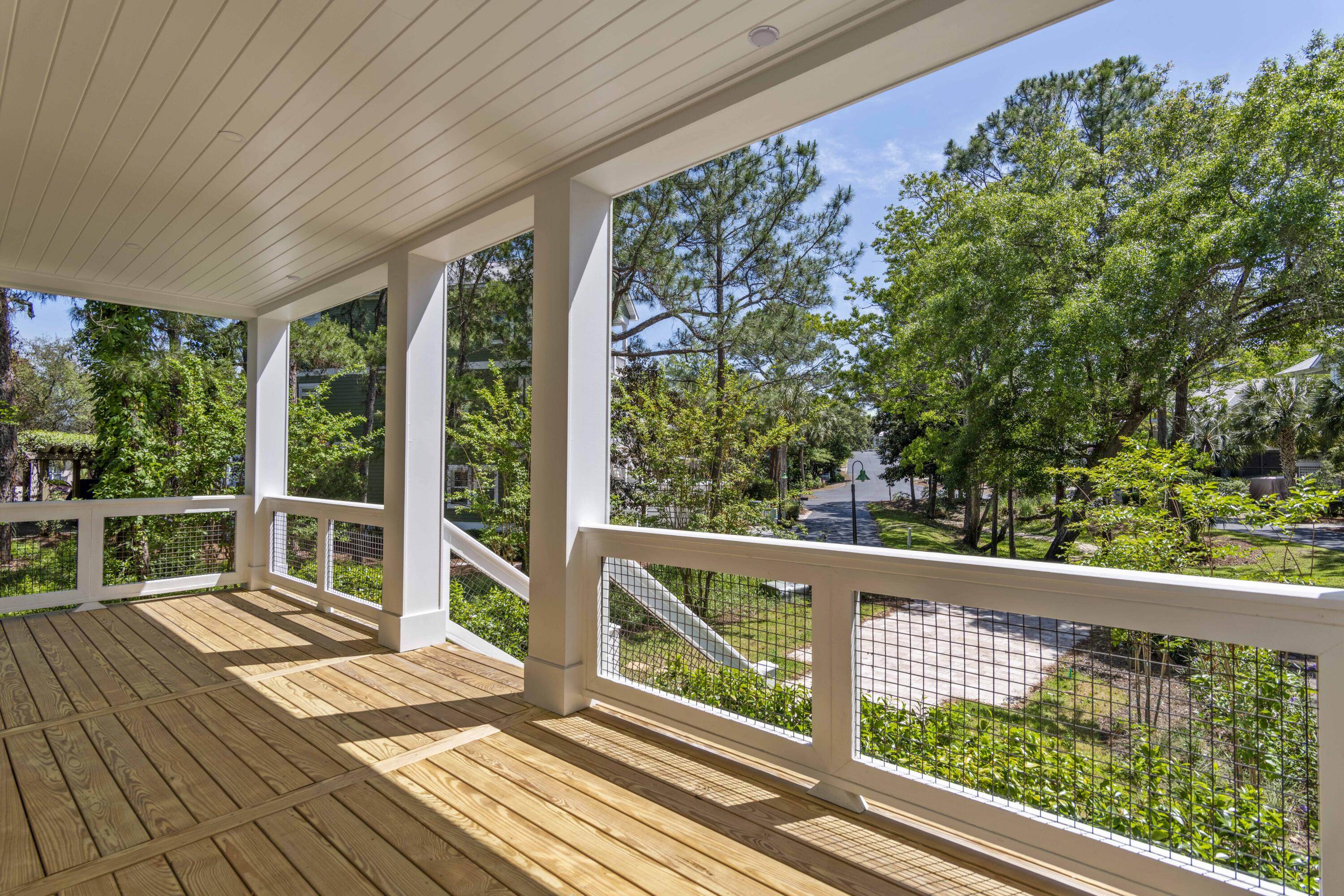 CALYPSO POINTE - Residential