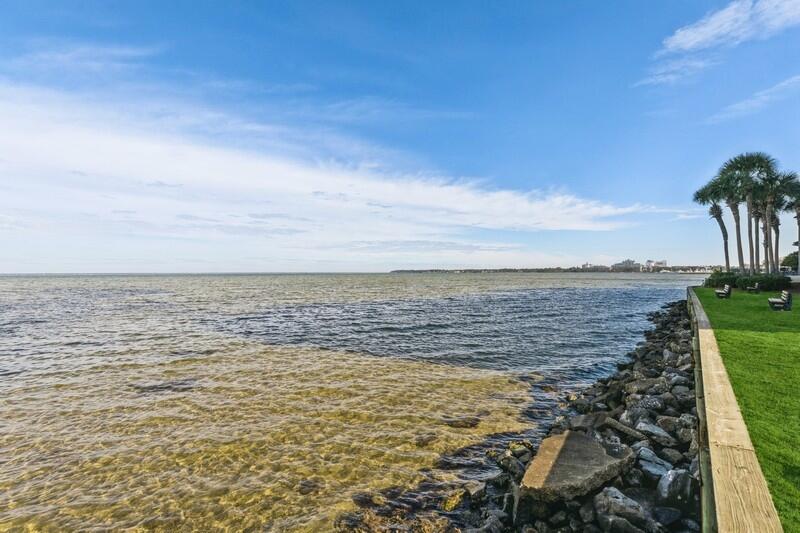 BAYSIDE CONDO SANDESTIN - Residential