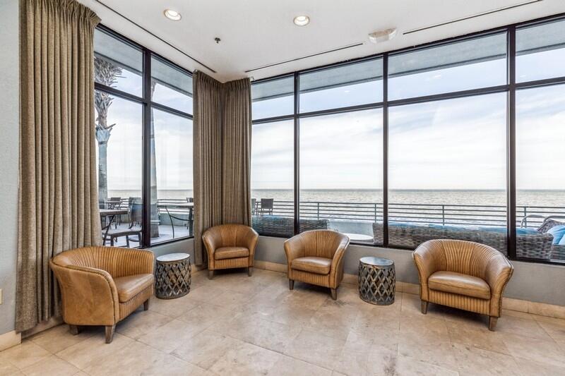 BAYSIDE CONDO SANDESTIN - Residential