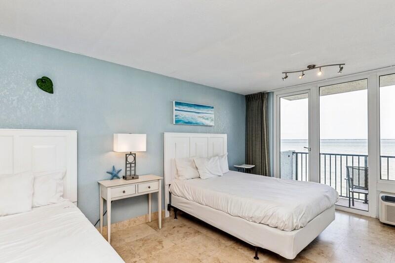 BAYSIDE CONDO SANDESTIN - Residential