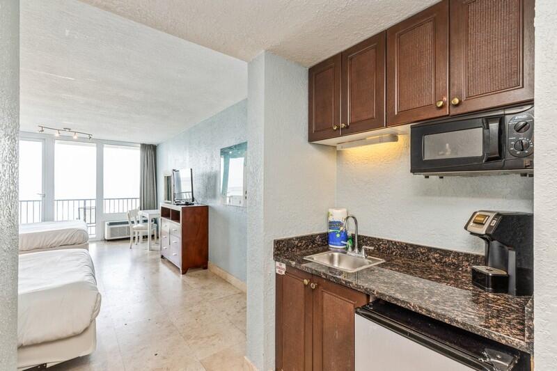 BAYSIDE CONDO SANDESTIN - Residential