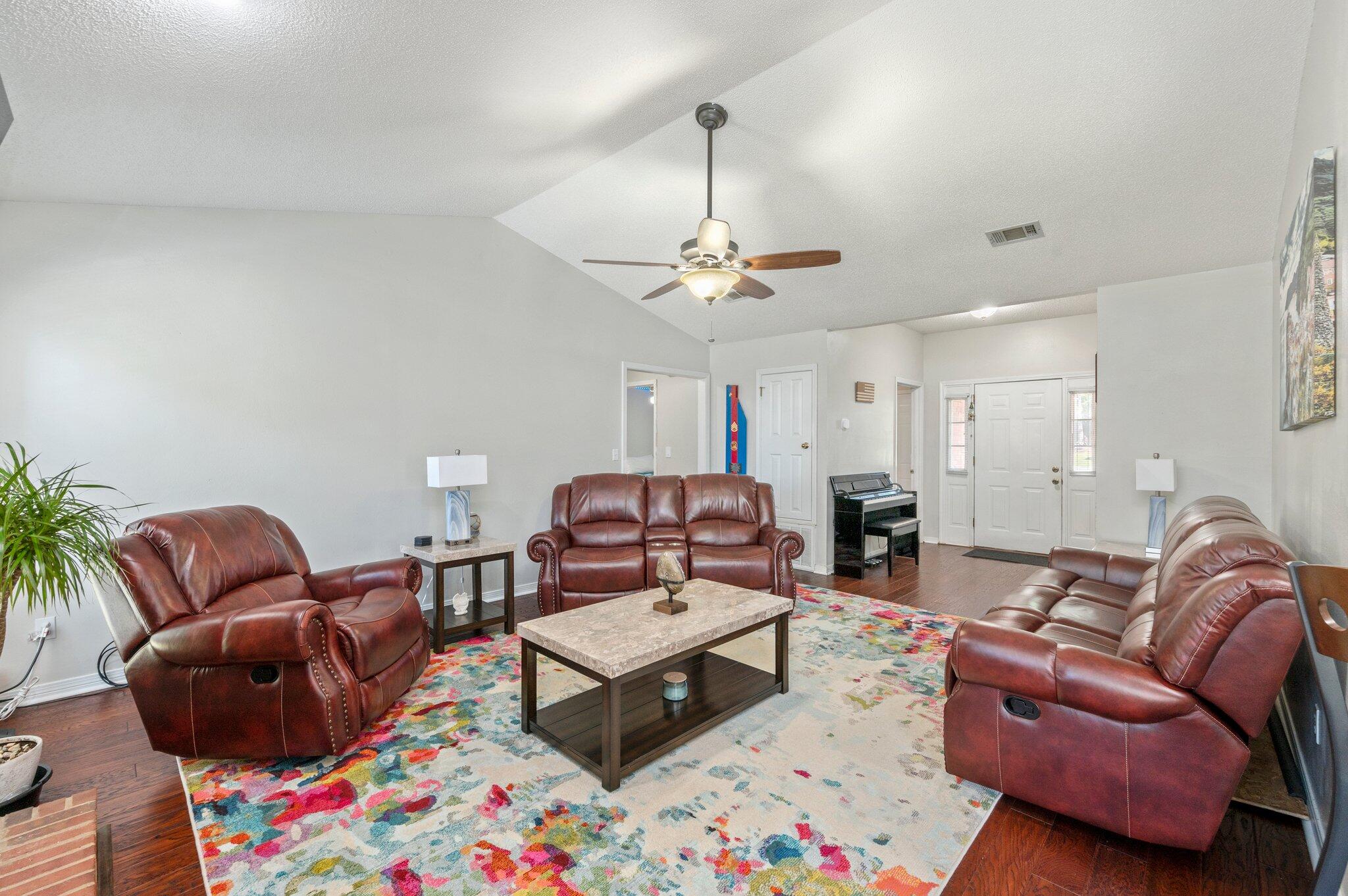 COUNTRYVIEW ESTATES 3RD ADDN - Residential