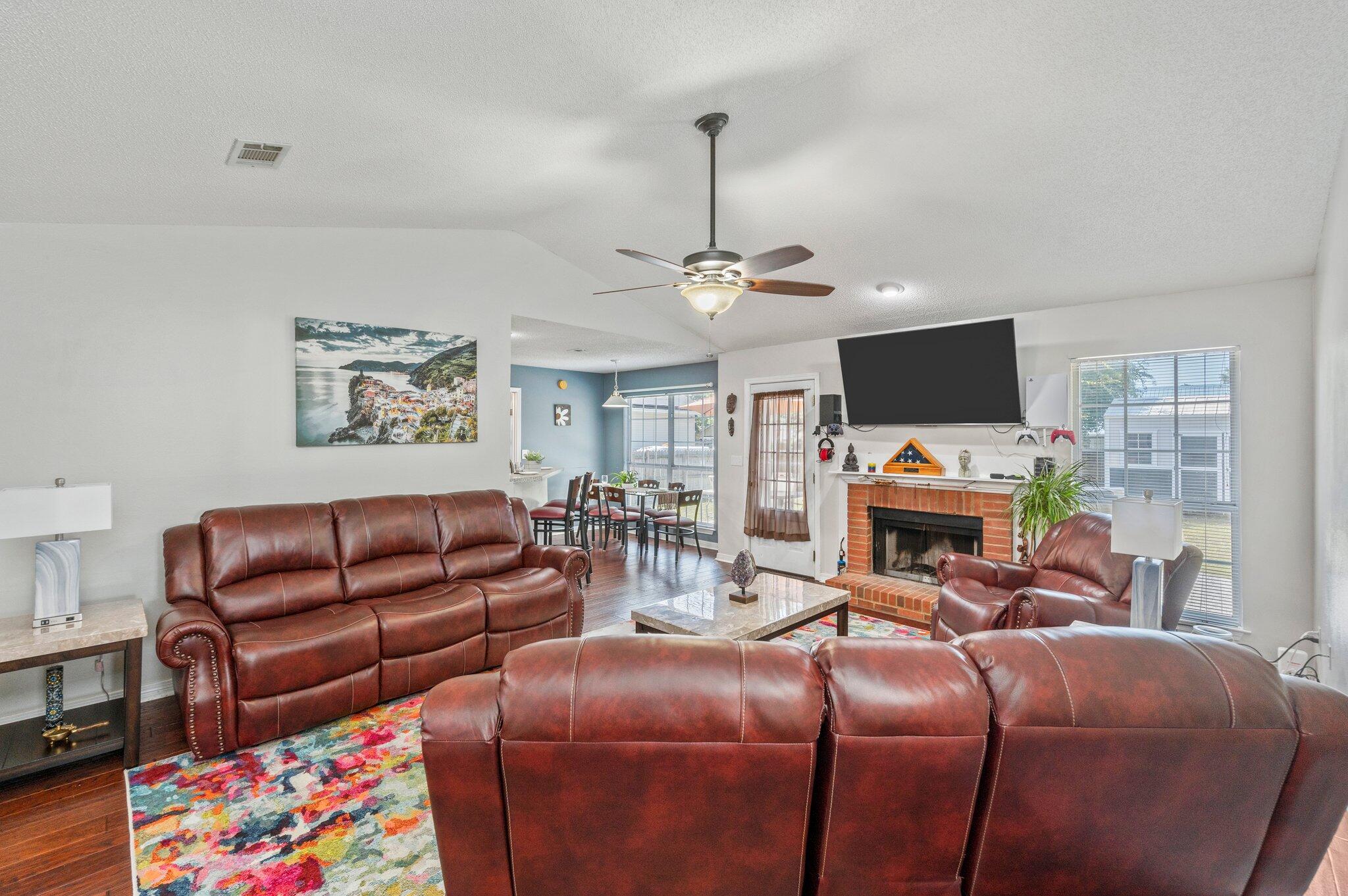 COUNTRYVIEW ESTATES 3RD ADDN - Residential