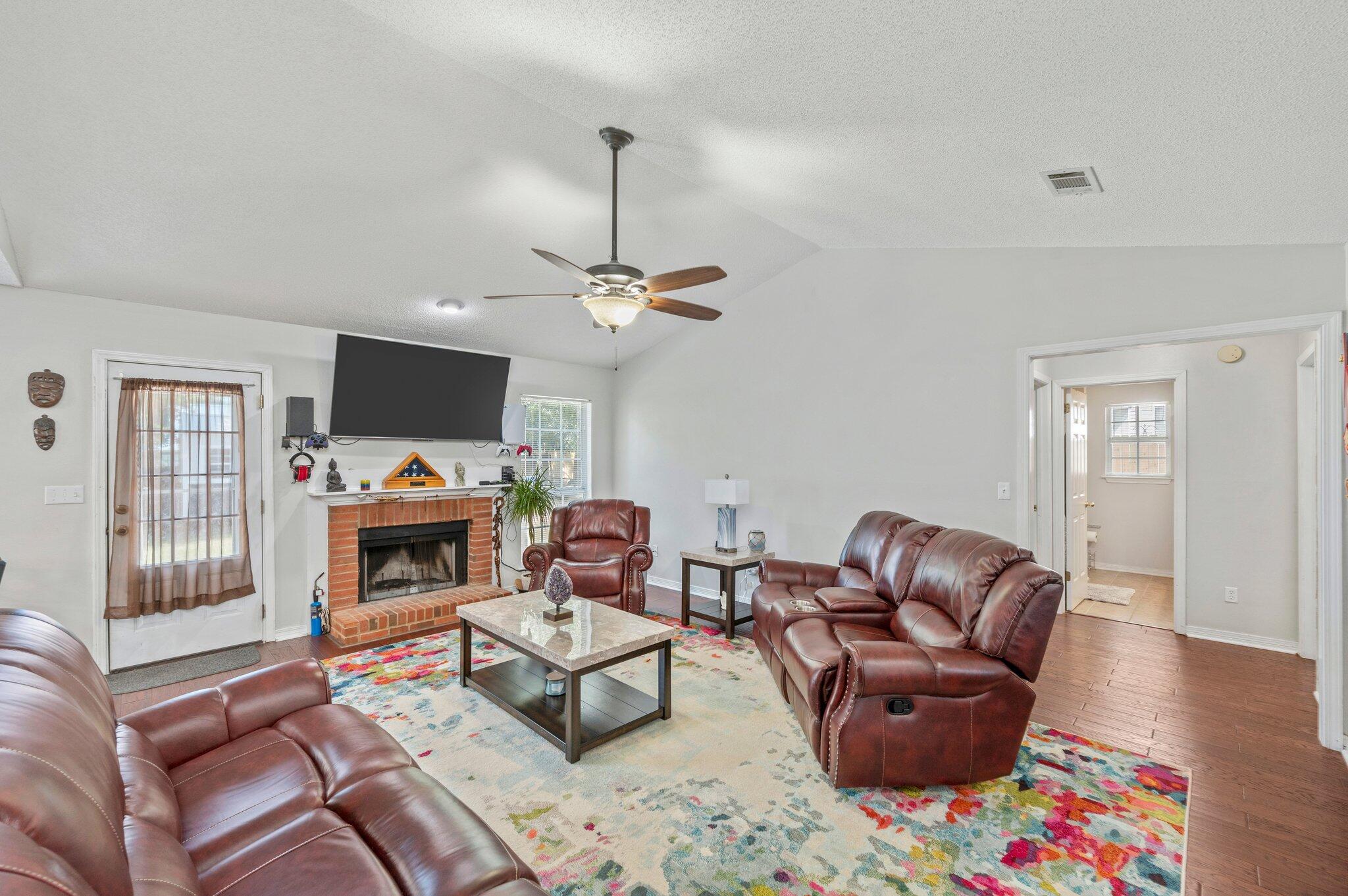 COUNTRYVIEW ESTATES 3RD ADDN - Residential