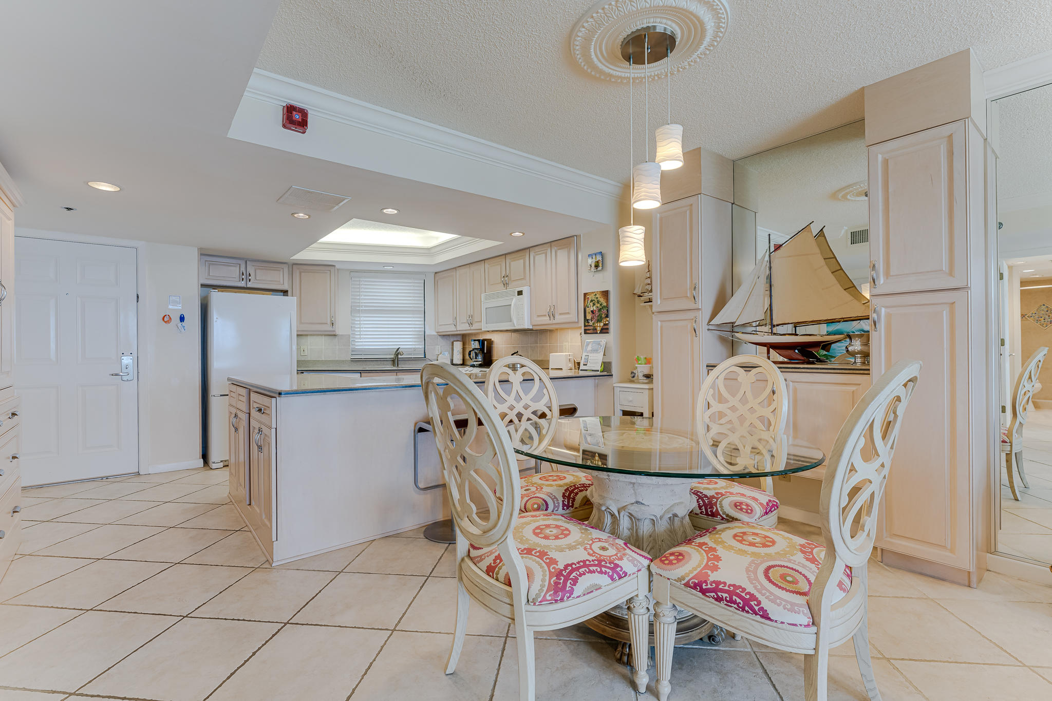 BEACHSIDE 2 CONDO - Residential