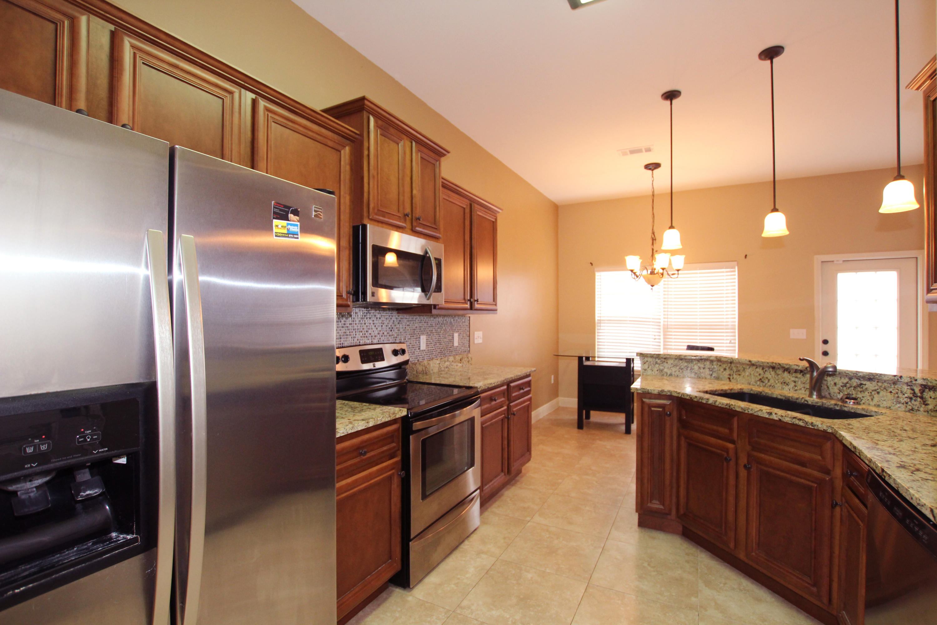 AUTUMN WOODS - Residential