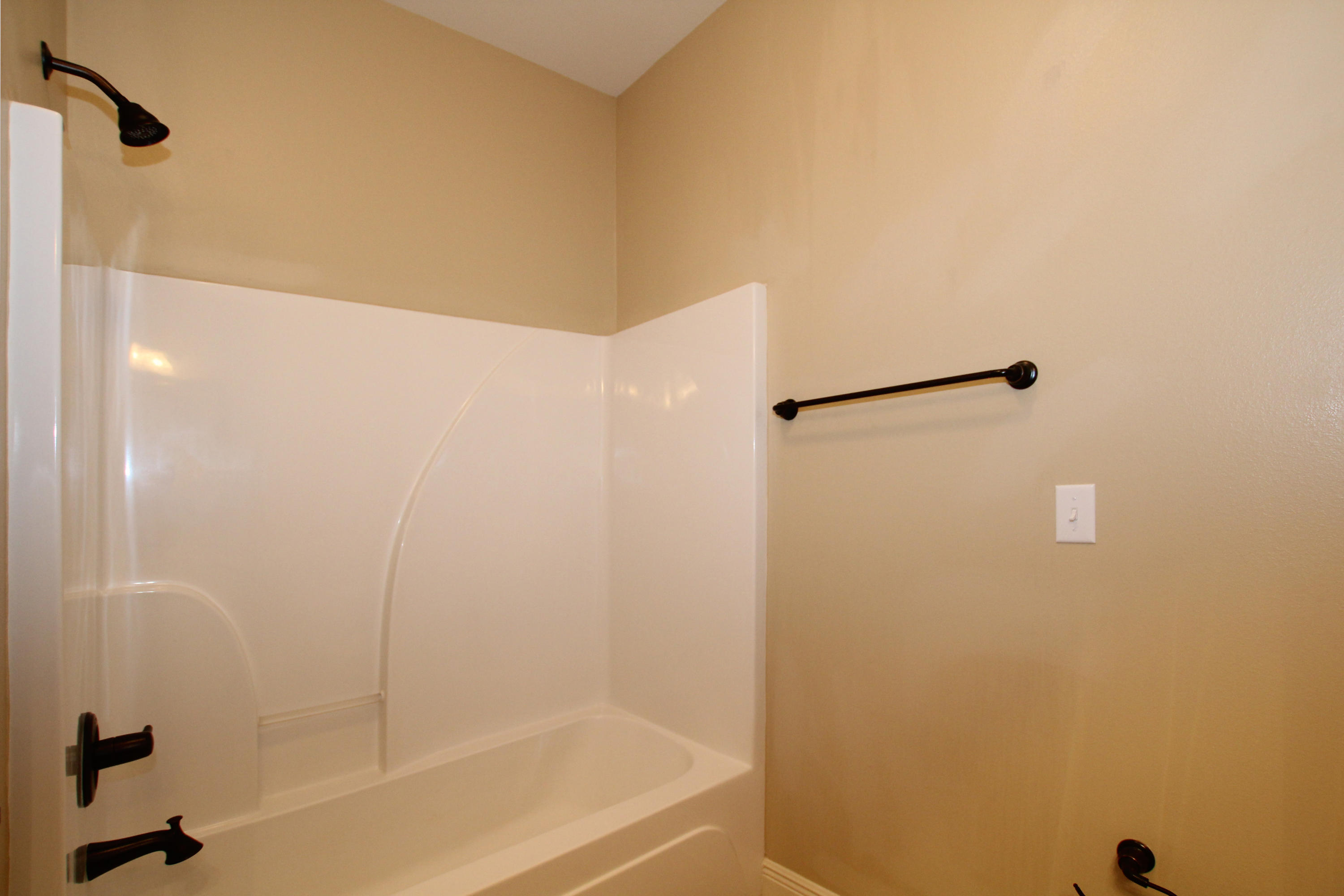 AUTUMN WOODS - Residential