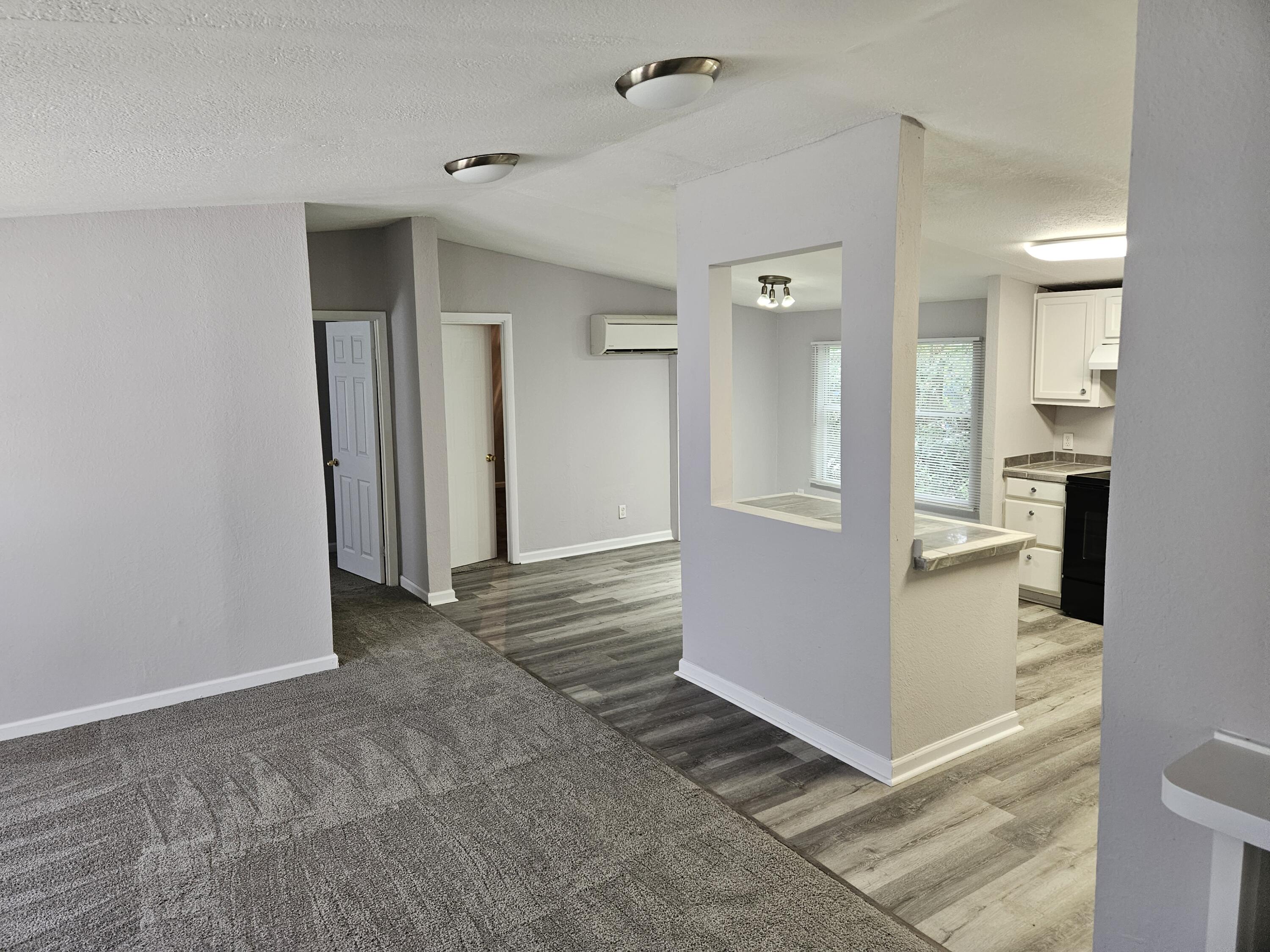 EDNEYS 3RD ADDN - Residential Lease