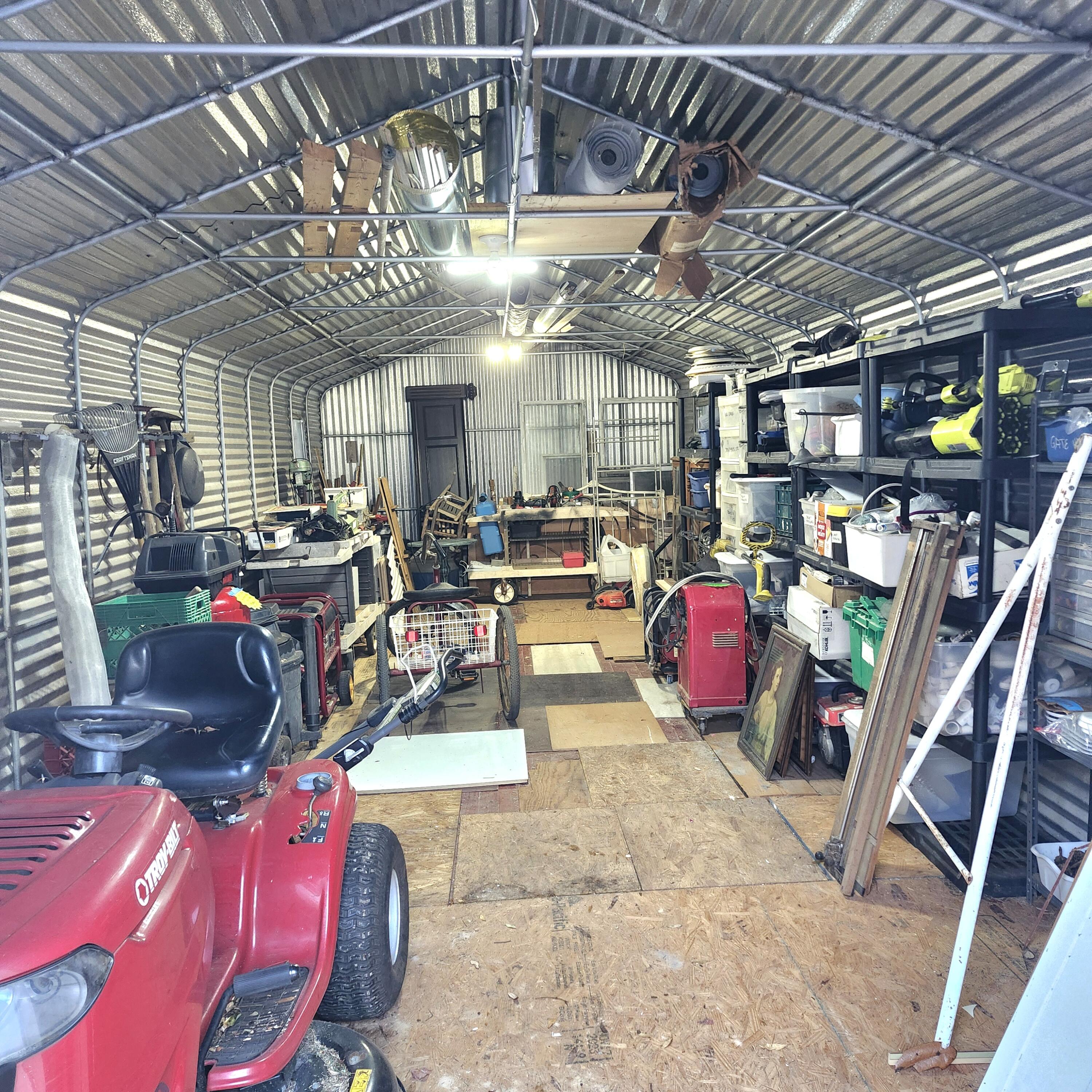 LLOYD & HETHERINGTON - Residential