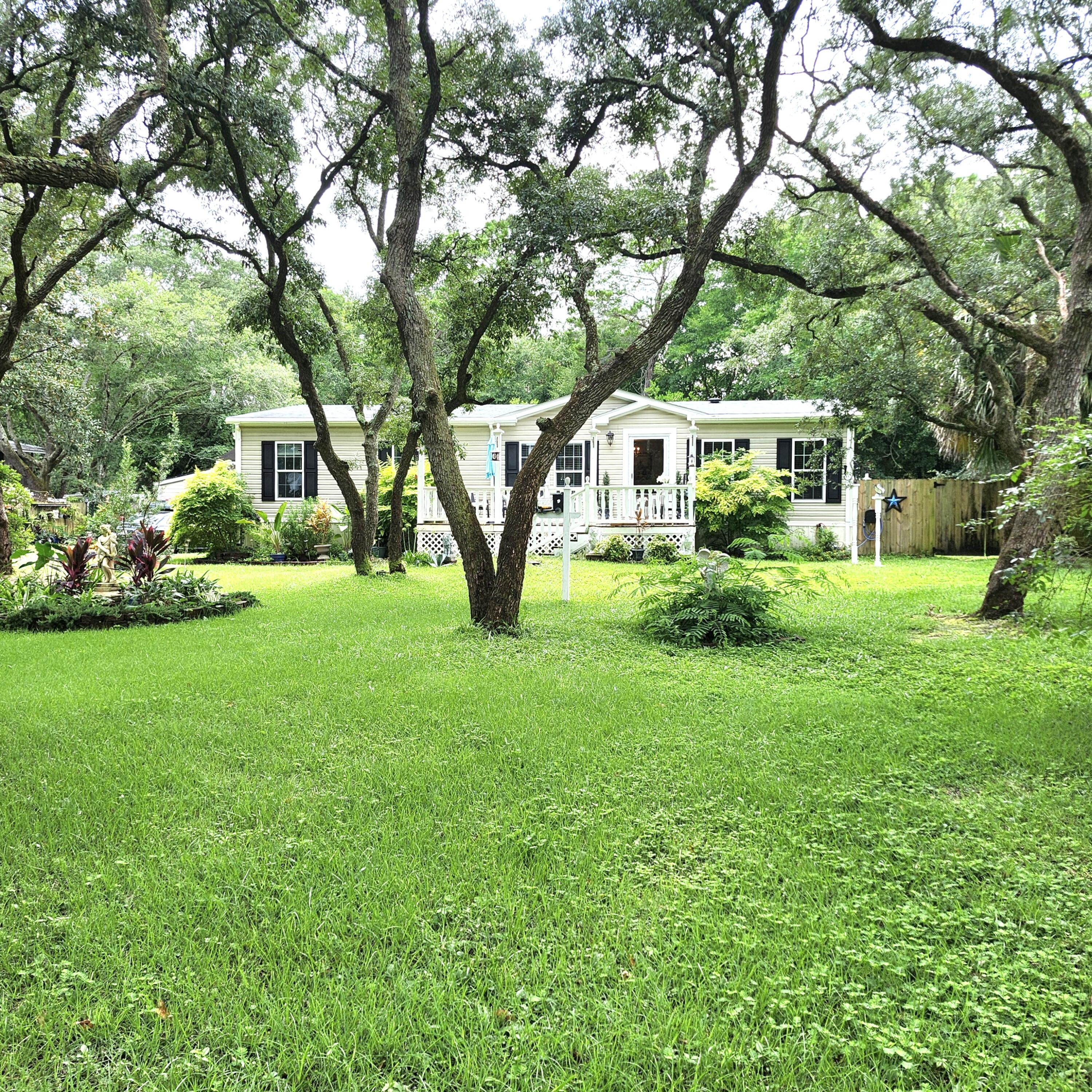 LLOYD & HETHERINGTON - Residential