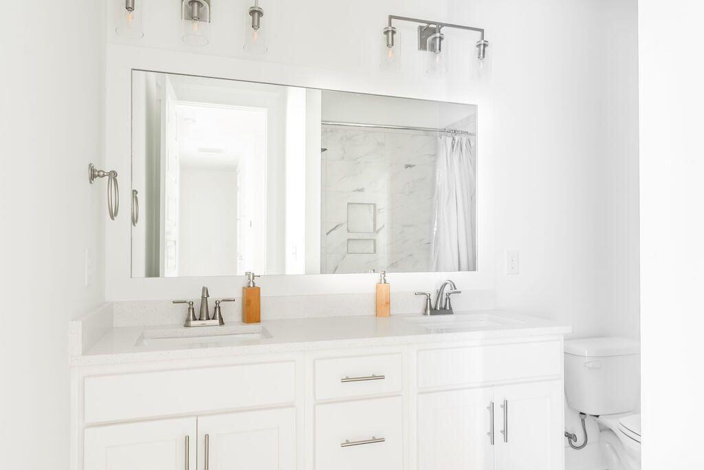 Daxton on the Bay - Residential Lease