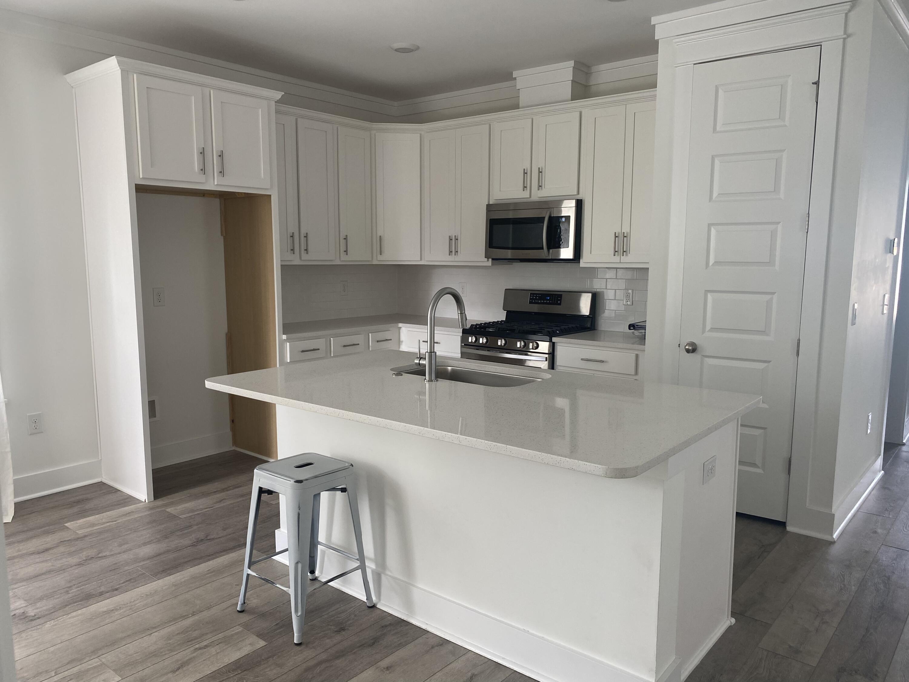 Daxton on the Bay - Residential Lease