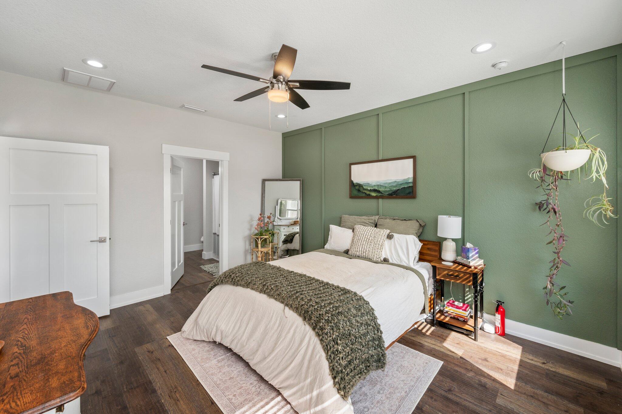 NORTH SUPERGROUP (221000.00) - Residential