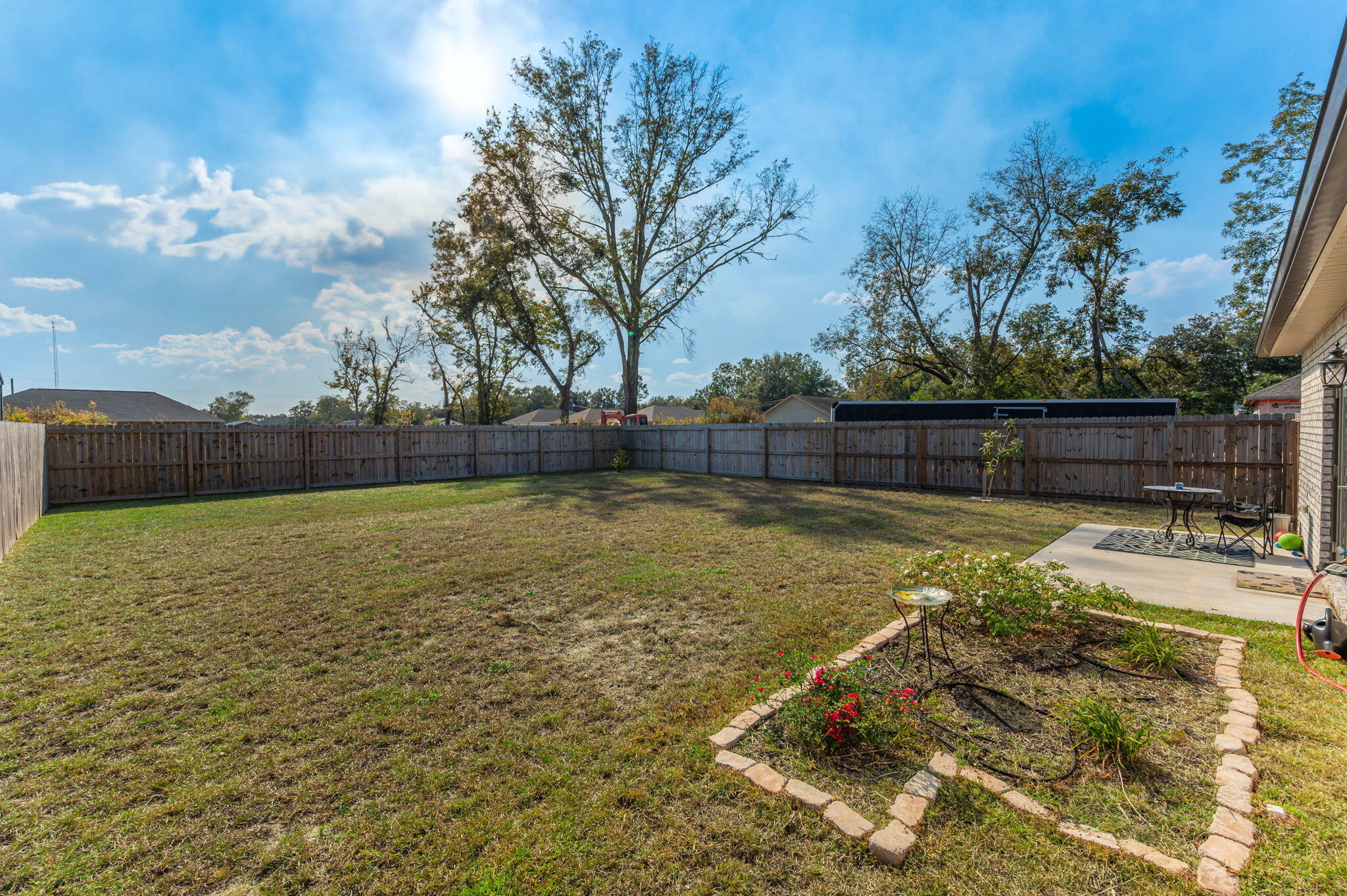 NORTH SUPERGROUP (221000.00) - Residential