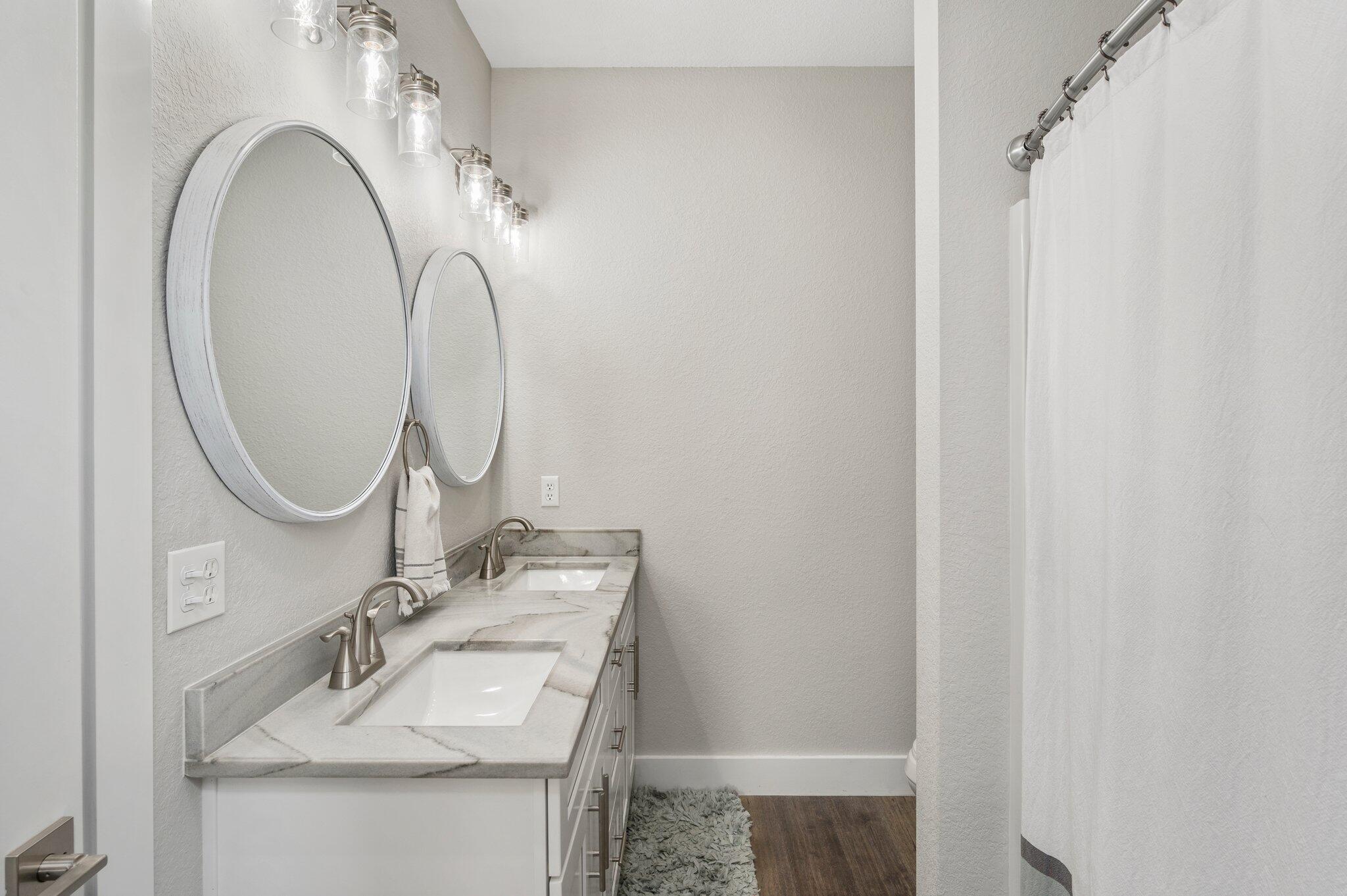 NORTH SUPERGROUP (221000.00) - Residential