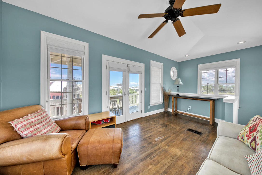 CARILLON BEACH - Residential