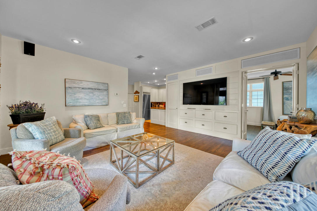 CARILLON BEACH - Residential