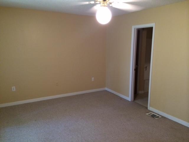 SCHNEIDER DRIVE T/H - Residential Lease