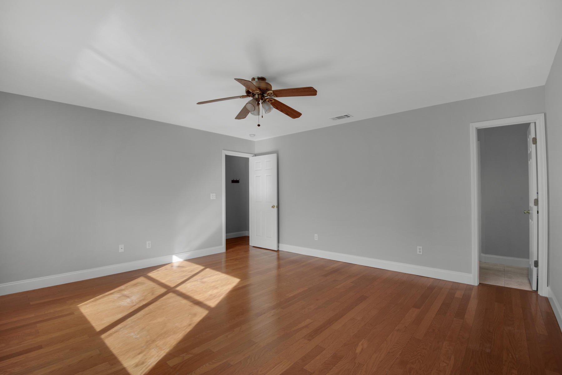 SAILBOAT COVE S/D - Residential