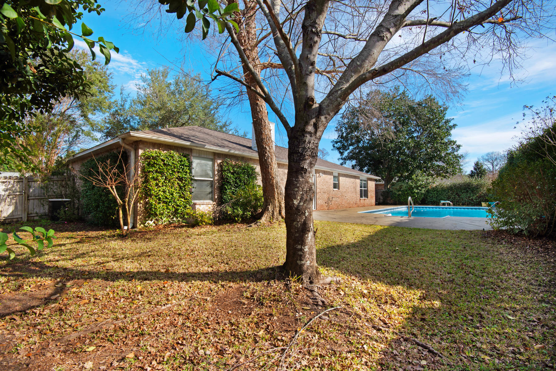 SAILBOAT COVE S/D - Residential