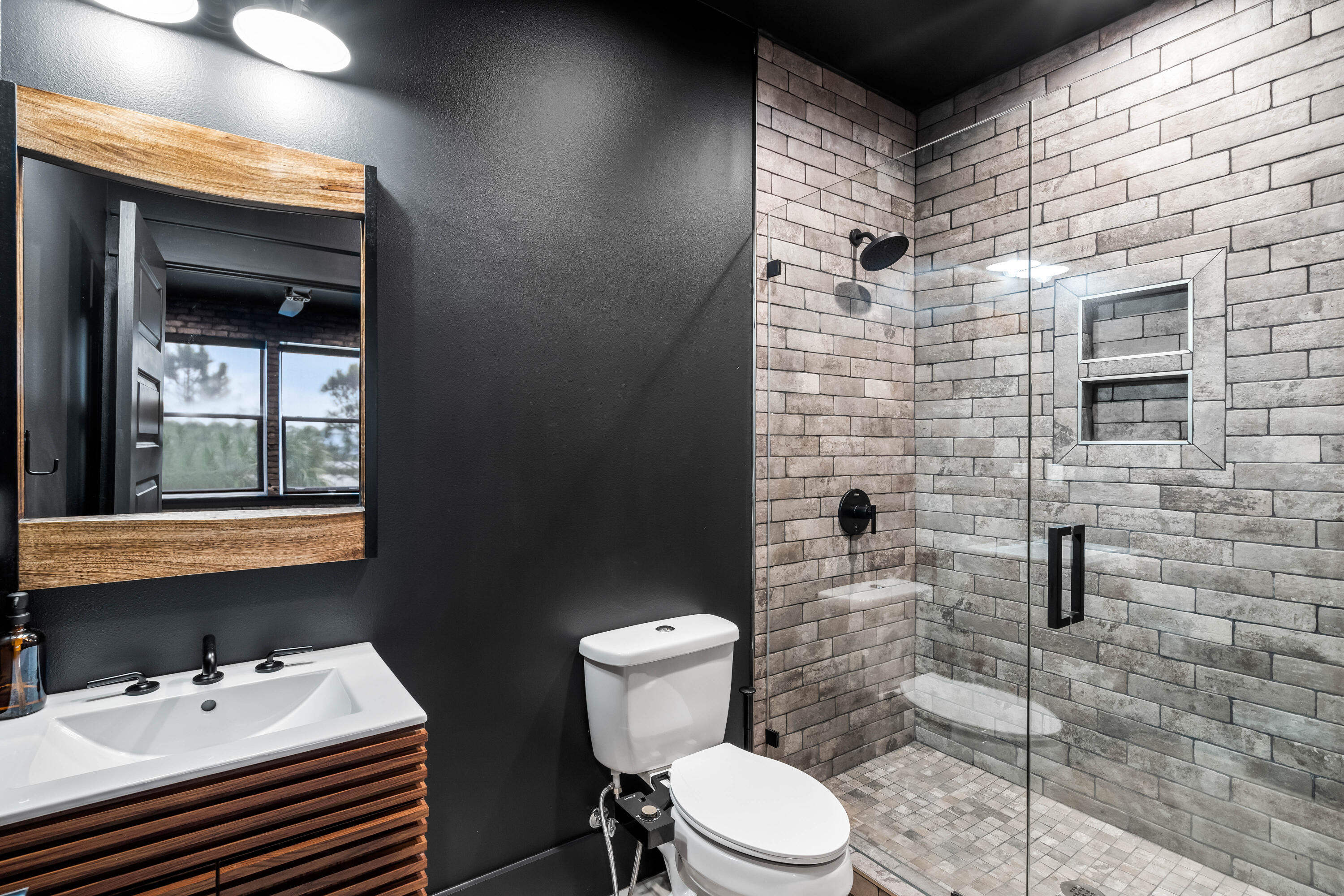 Bayshore Pines - Residential