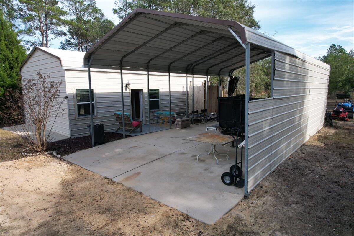 NO RECORDED SUBDIVISION - Residential