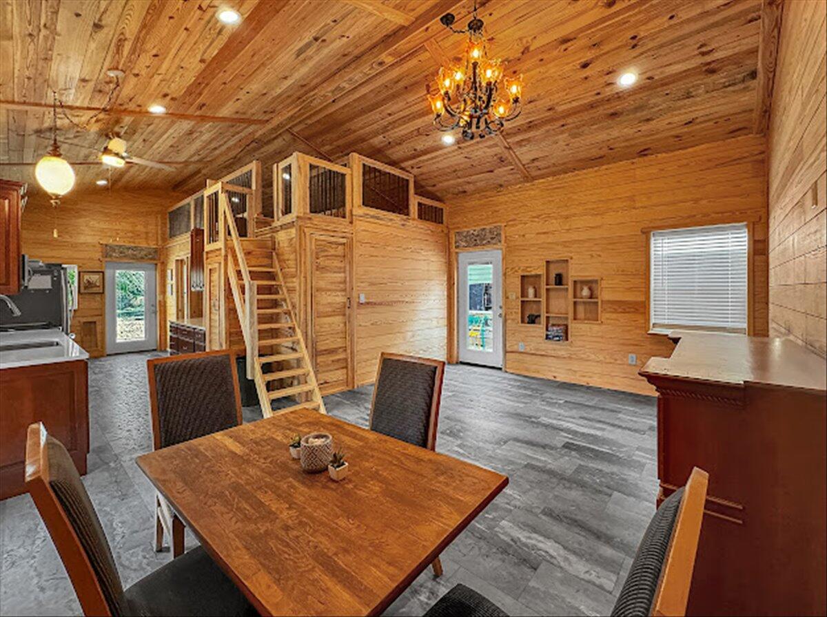 NO RECORDED SUBDIVISION - Residential
