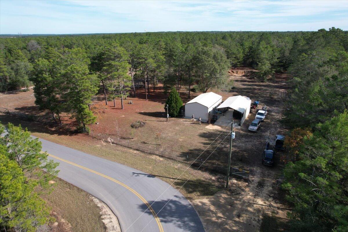 NO RECORDED SUBDIVISION - Residential