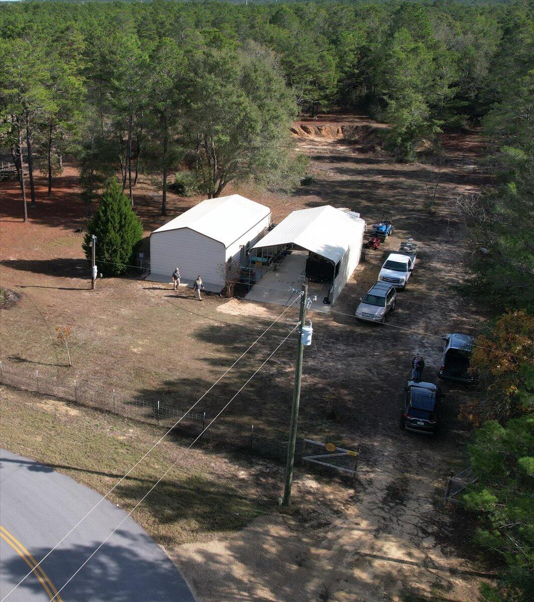 NO RECORDED SUBDIVISION - Residential