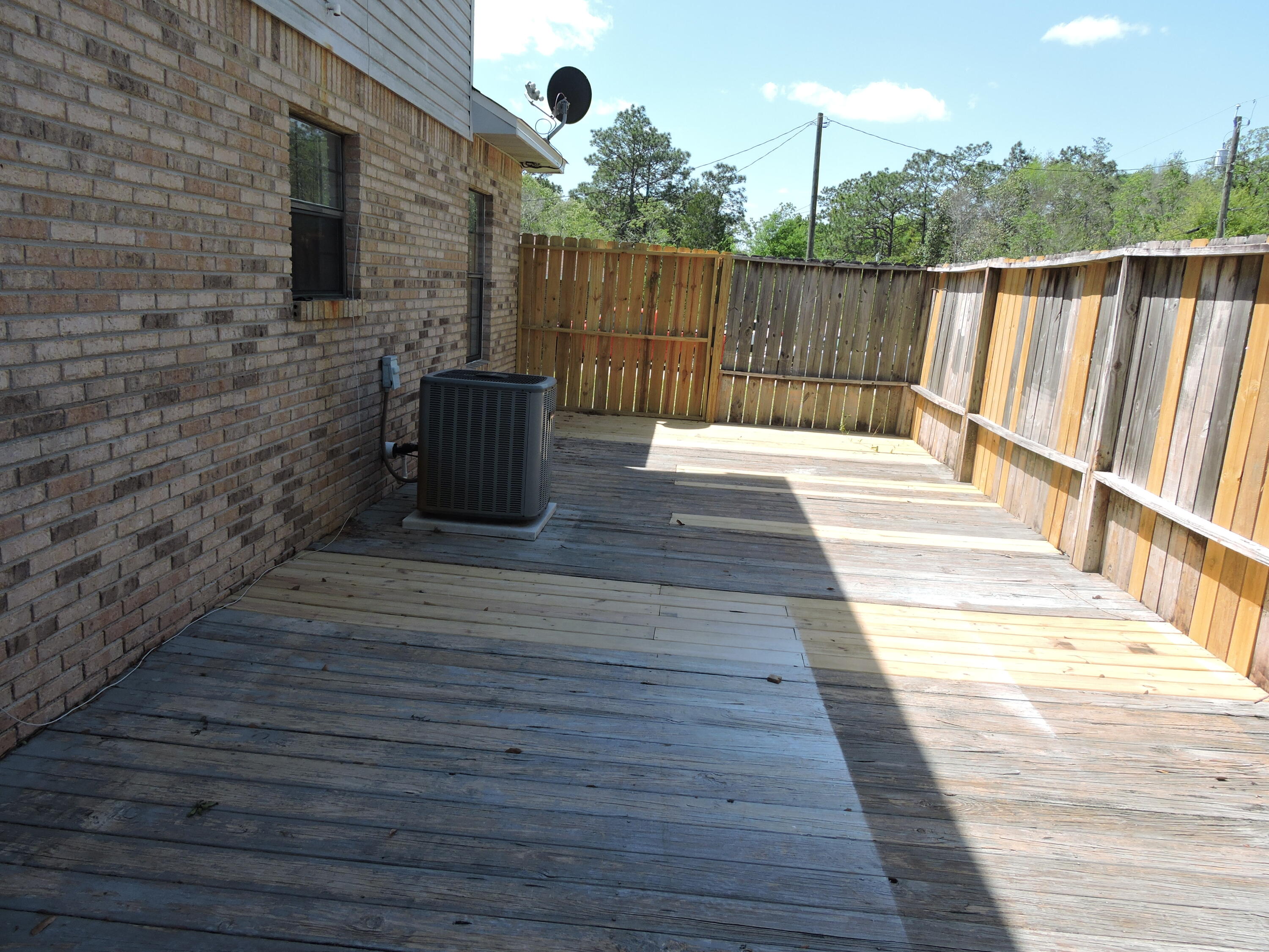 VALLEY T/H - Residential Lease