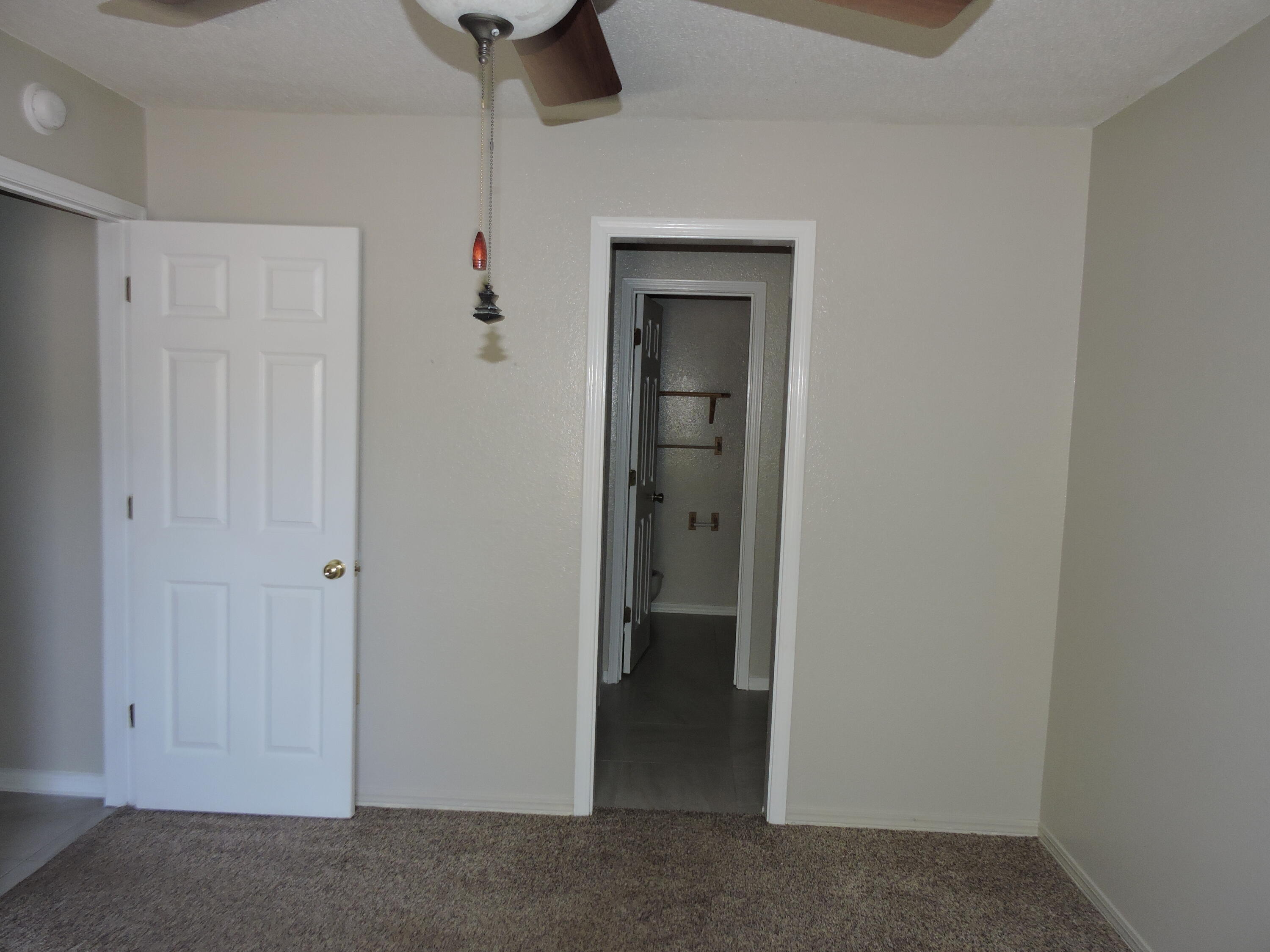 VALLEY T/H - Residential Lease