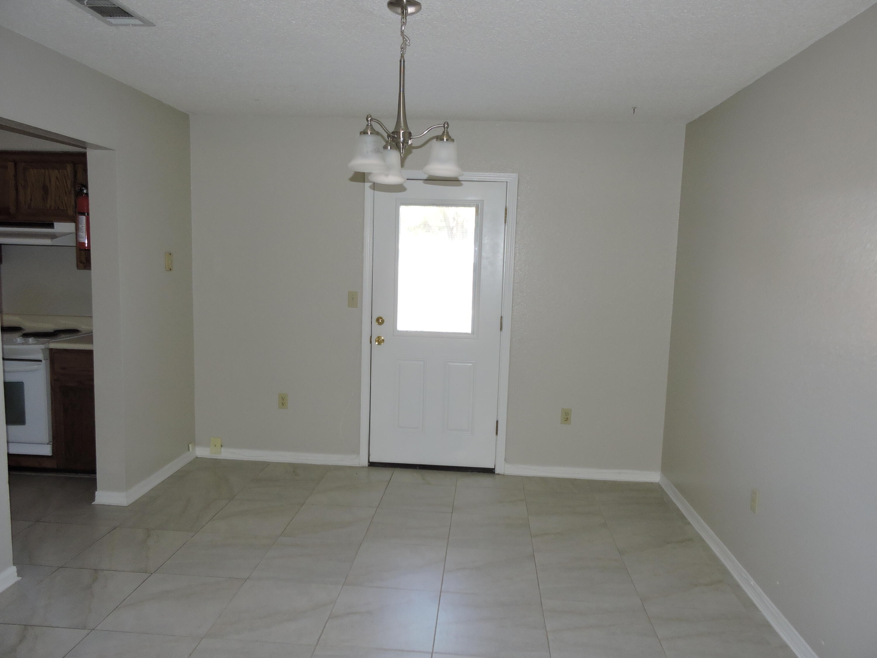 VALLEY T/H - Residential Lease