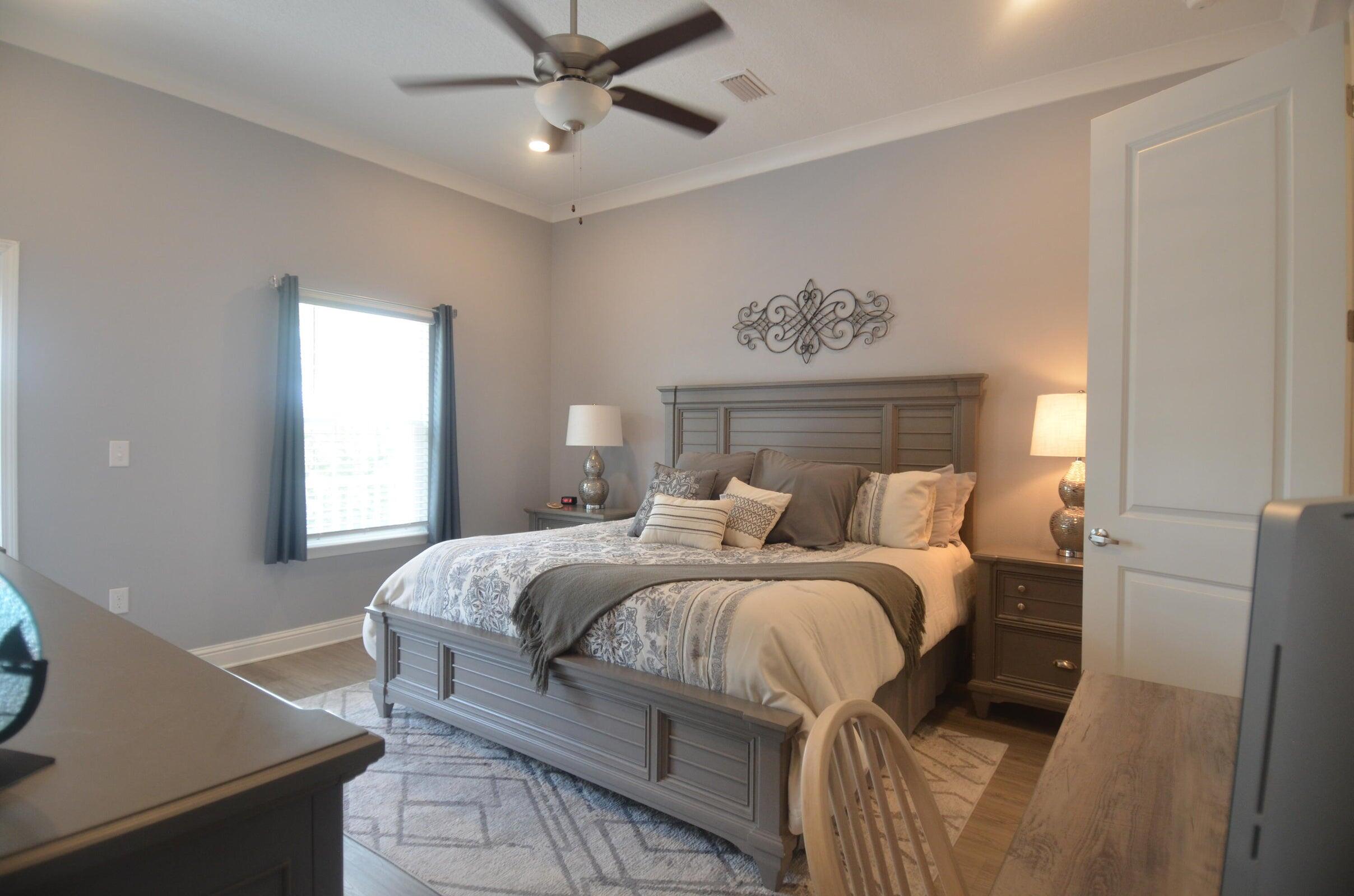KARA LAKE TOWNHOMES - Residential